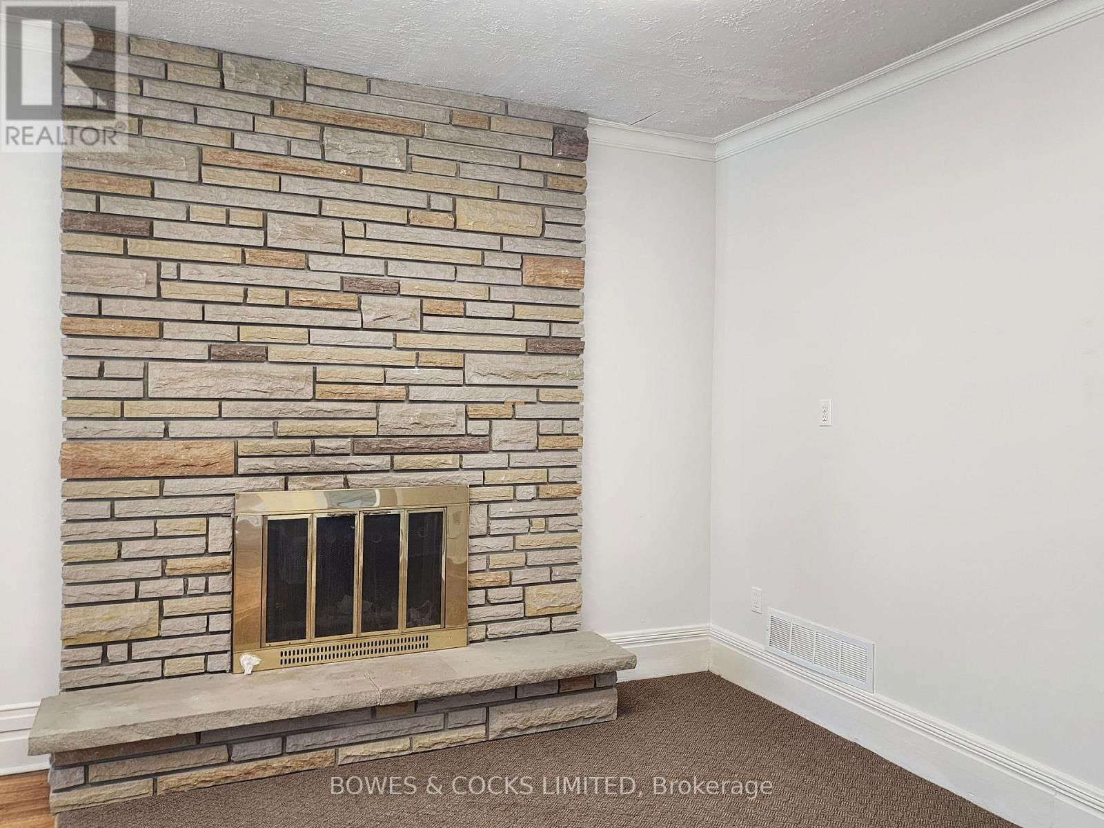 124 MAPLE AVENUE Image 7