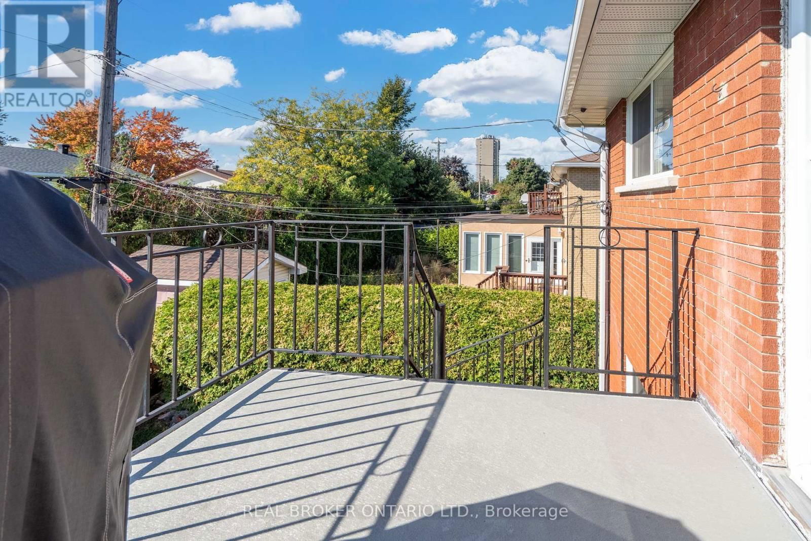 B - 1178 CLYDE AVENUE Image 15