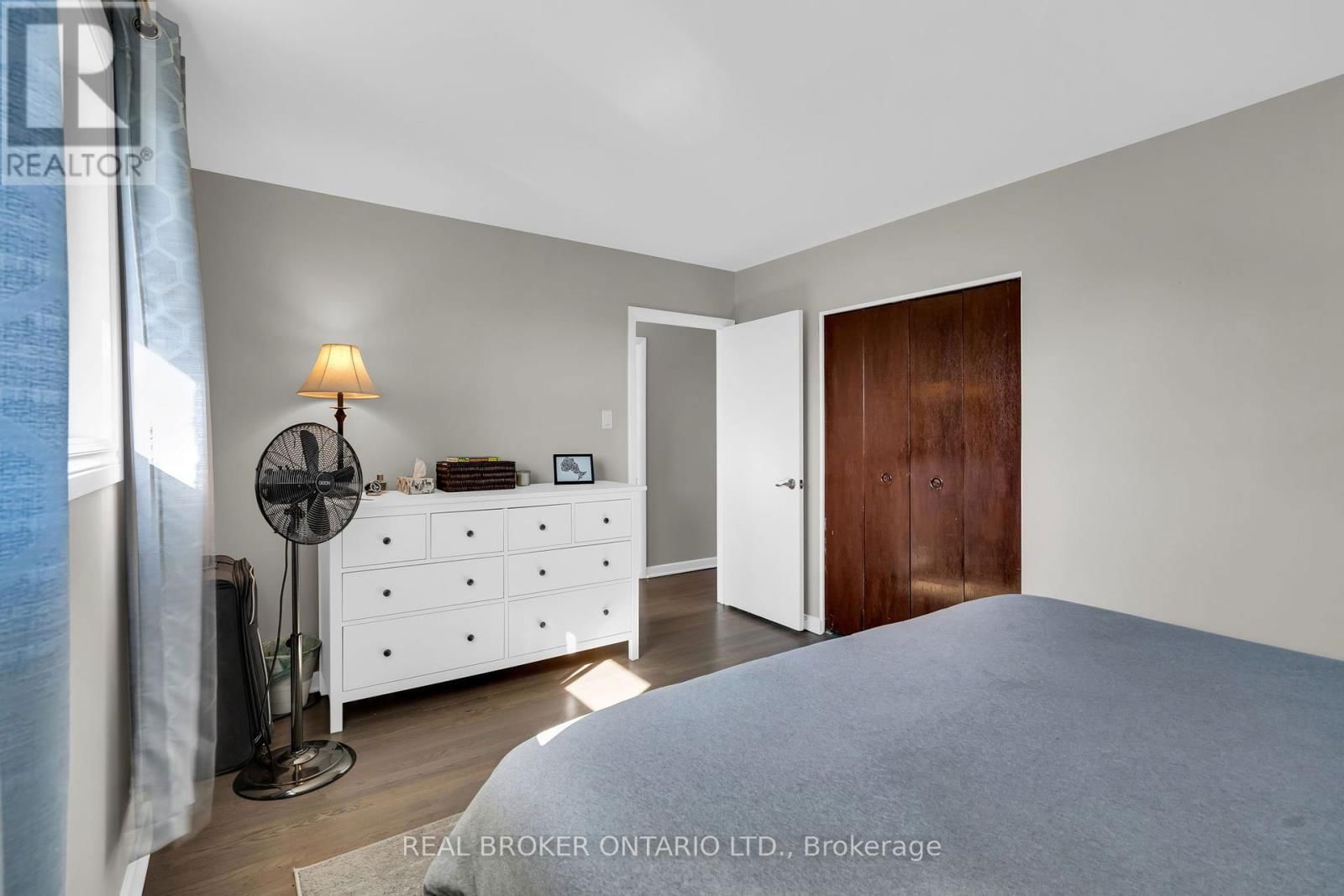 B - 1178 CLYDE AVENUE Image 9