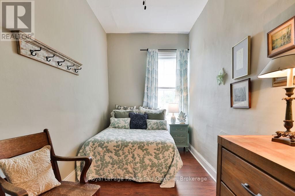 14 HATT STREET Image 31