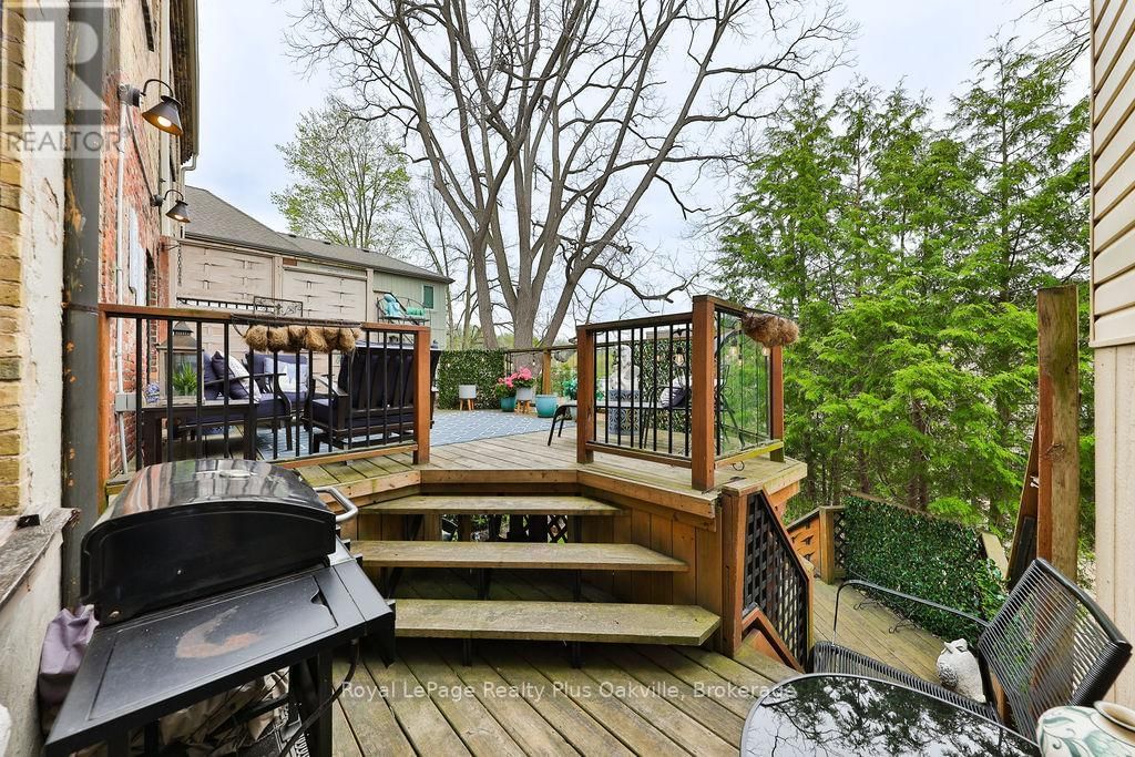 14 HATT STREET Image 38