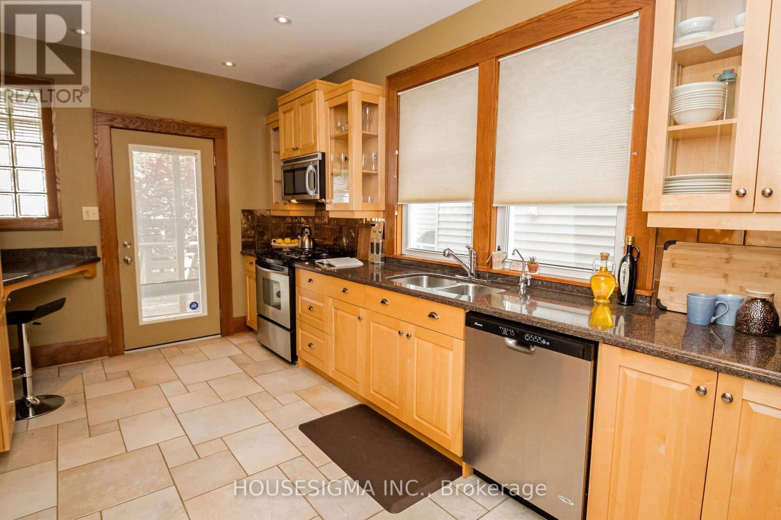 15 MARGARET STREET Image 13