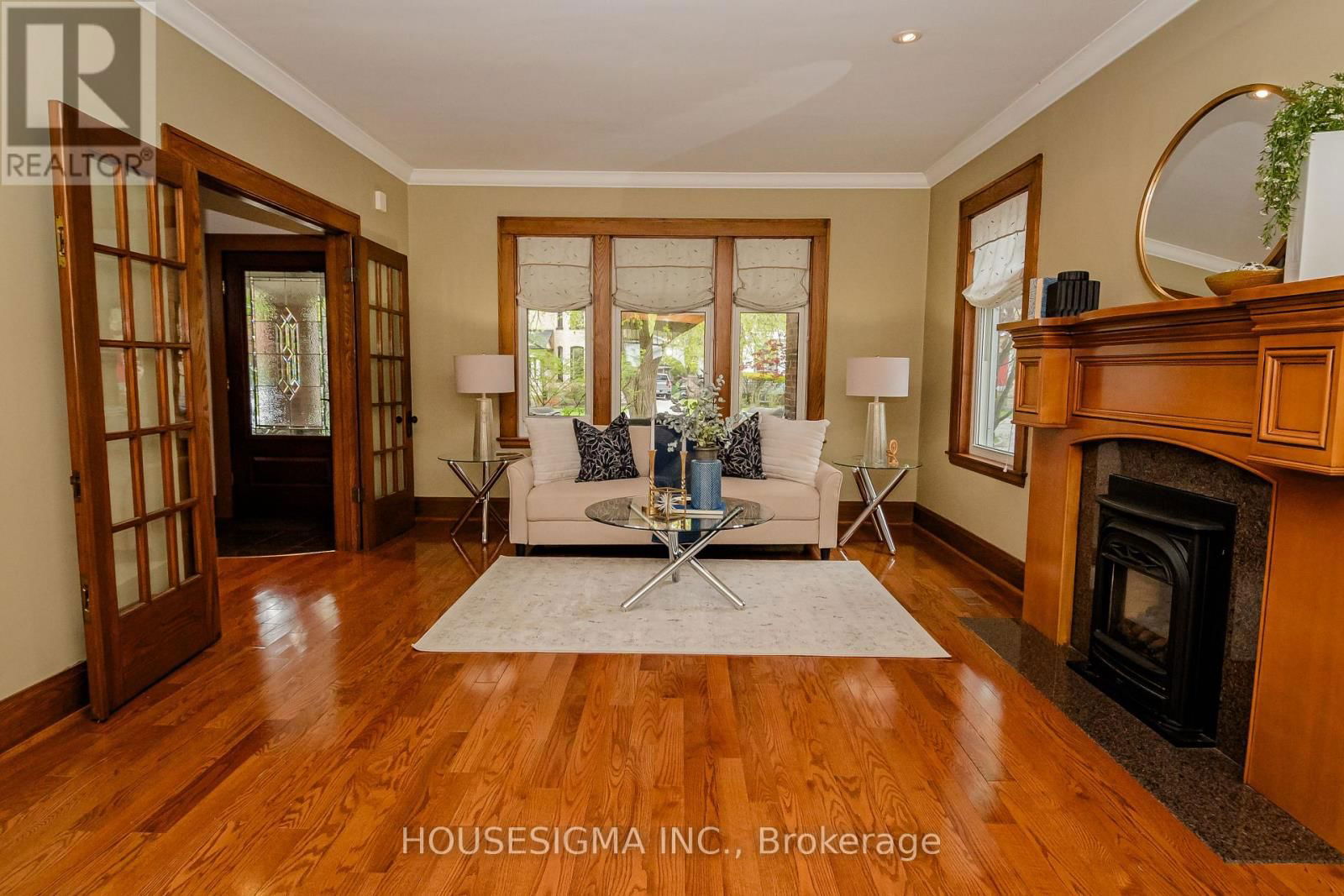 15 MARGARET STREET Image 8