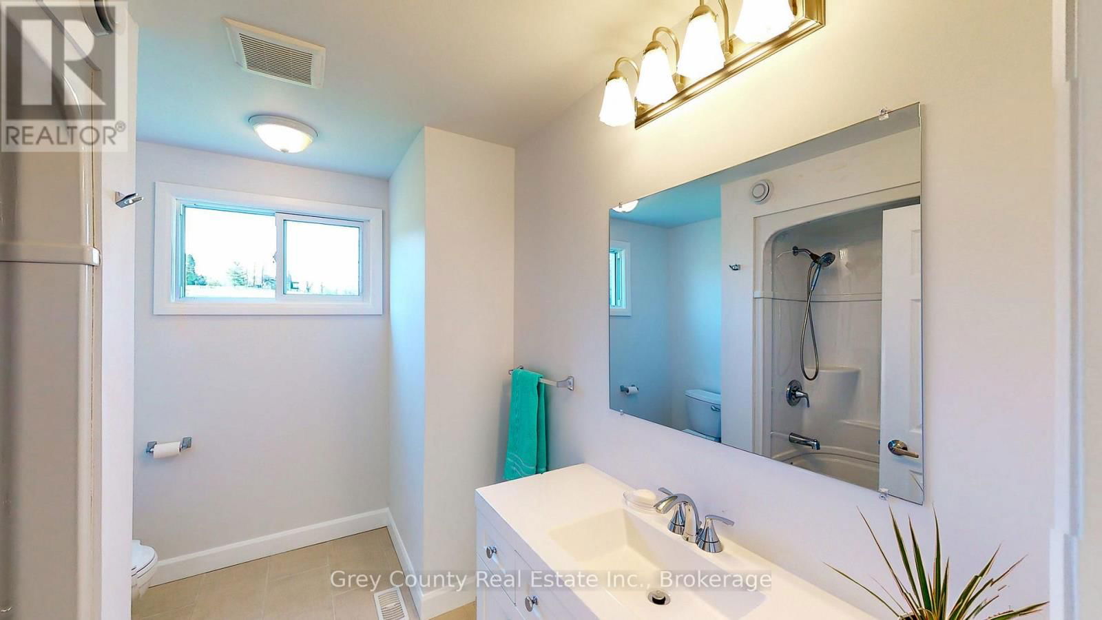 617159 GREY ROAD 29 Image 22