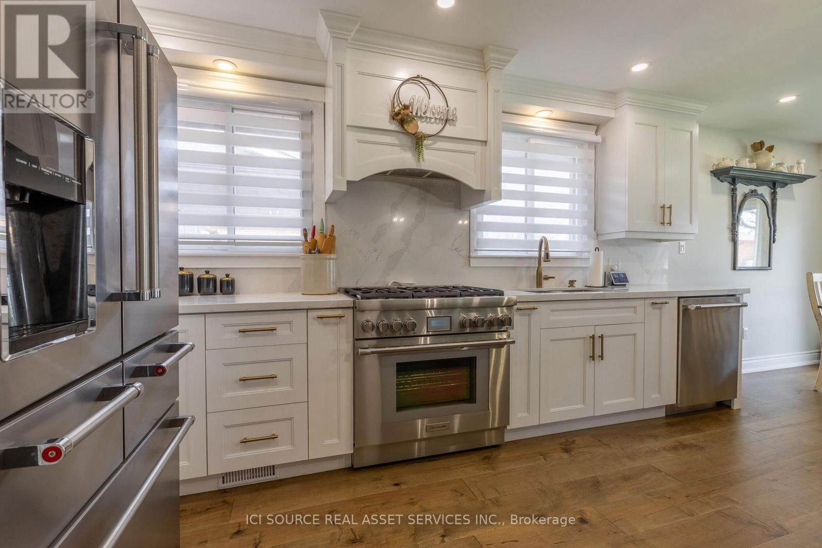 118 WESTWOOD CRESCENT Image 6