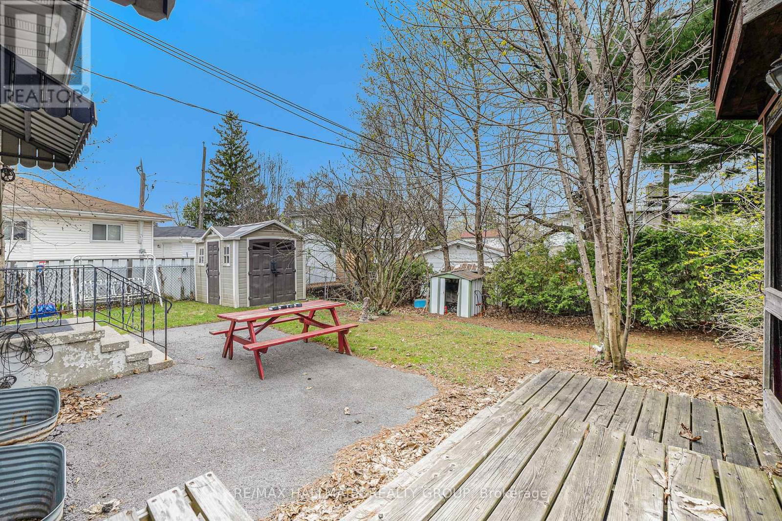 1852 HUTTON AVENUE Image 14