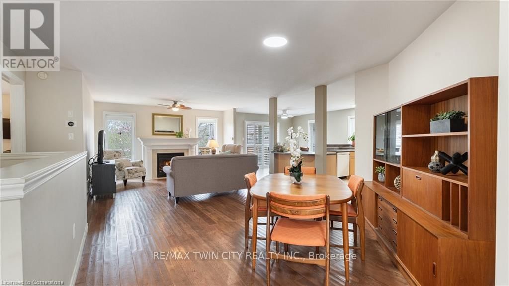 22 COBBLESTONE DRIVE Image 11