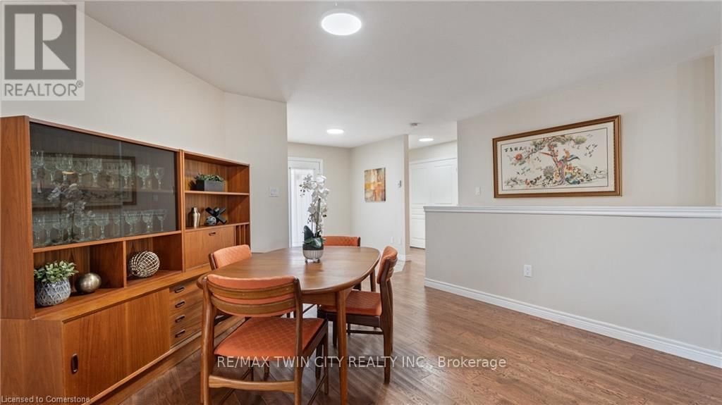 22 COBBLESTONE DRIVE Image 15