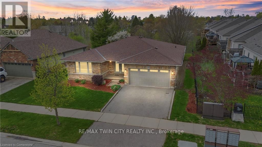 22 COBBLESTONE DRIVE Image 2