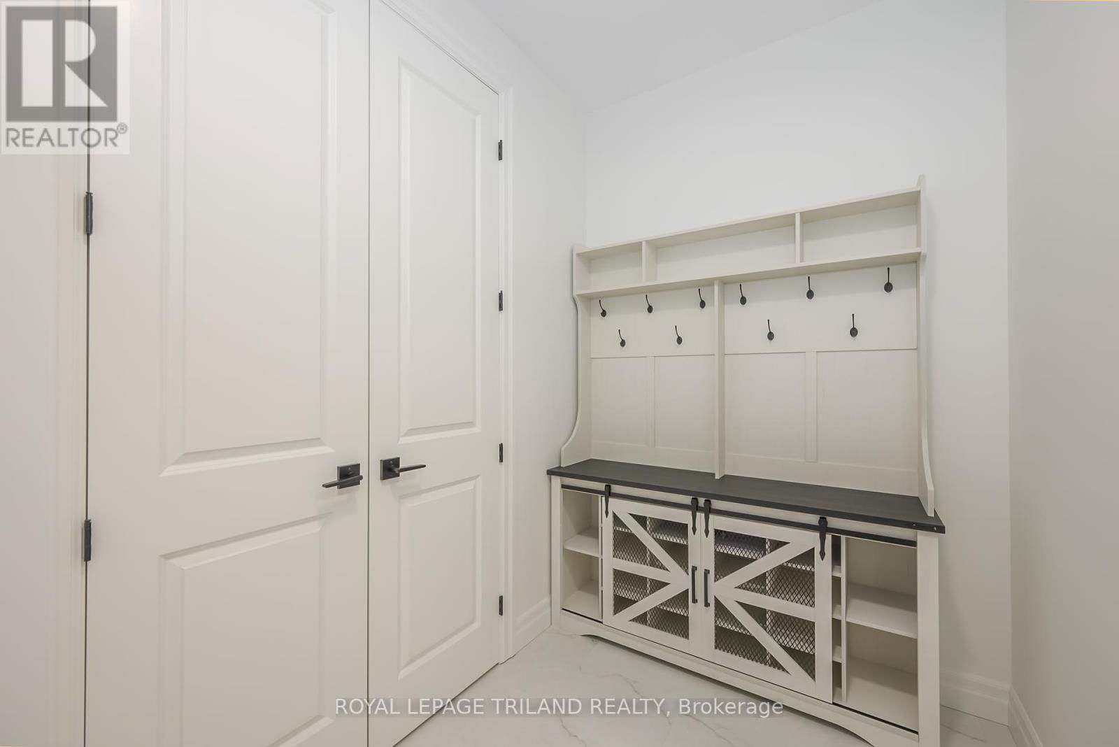4211 LIBERTY CROSSING Image 17