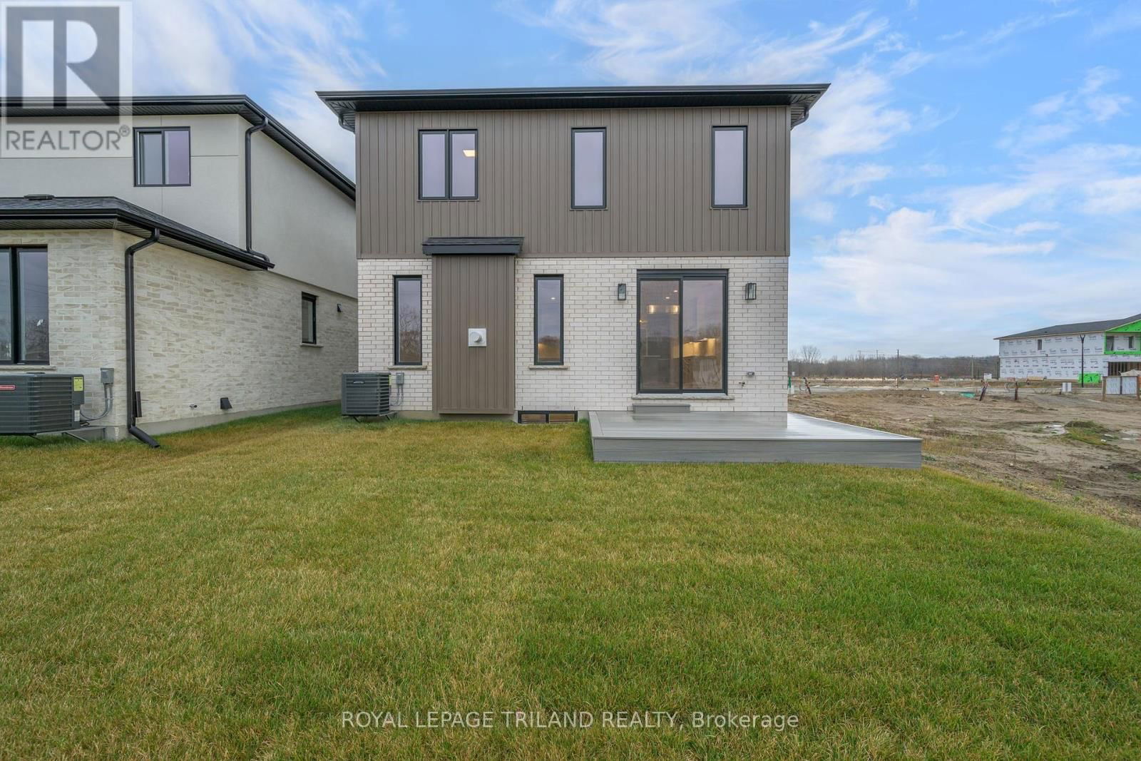 4211 LIBERTY CROSSING Image 3