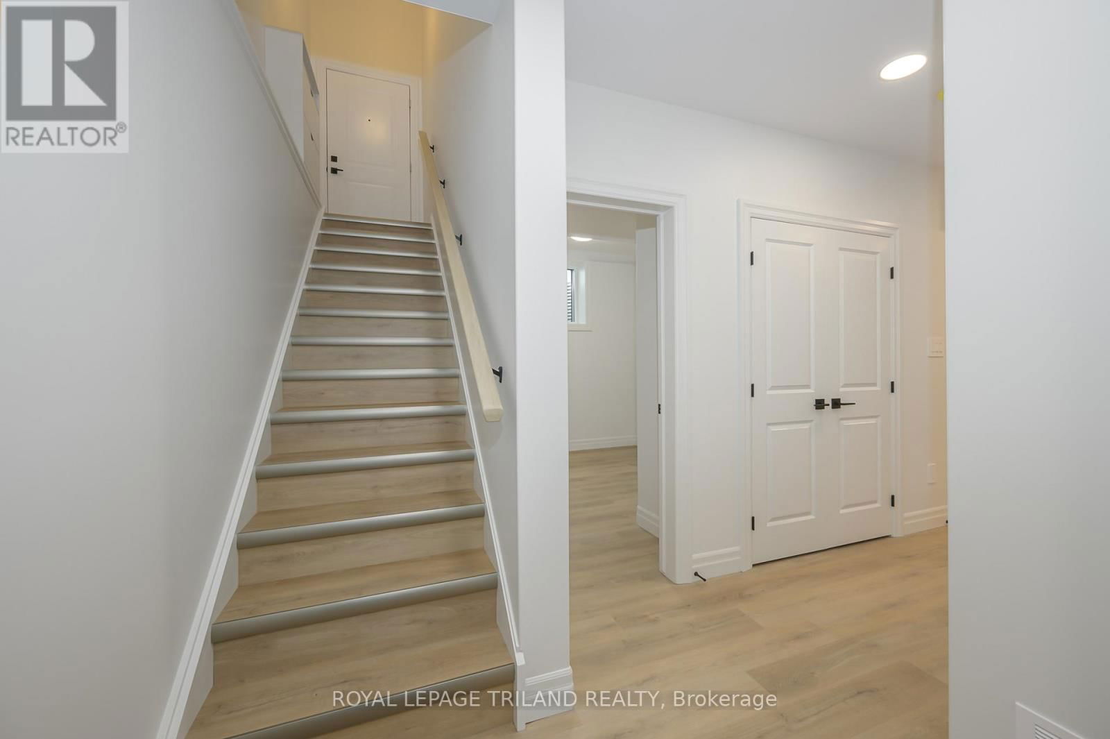 4211 LIBERTY CROSSING Image 36