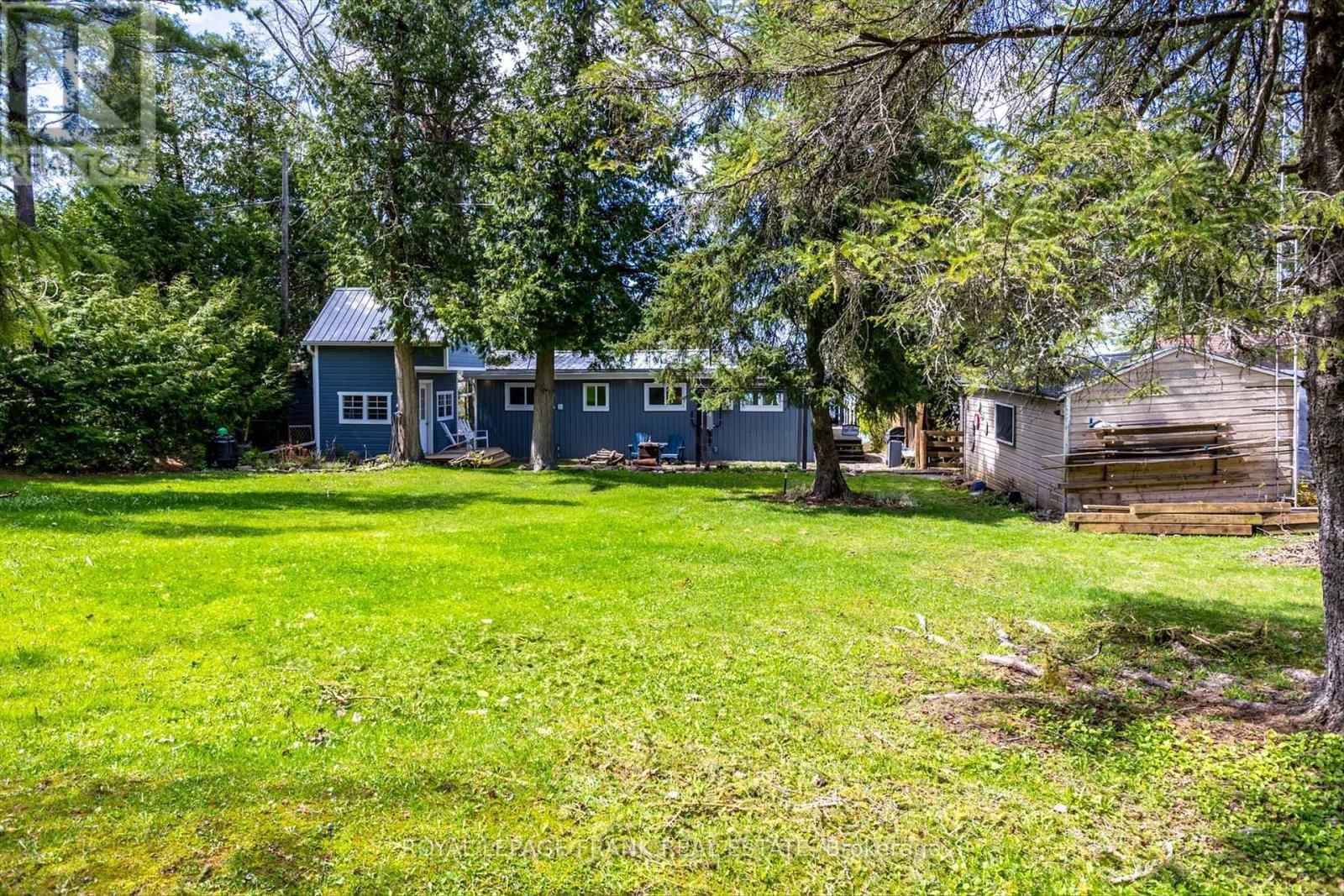 8 DAISY TRAIL Image 24