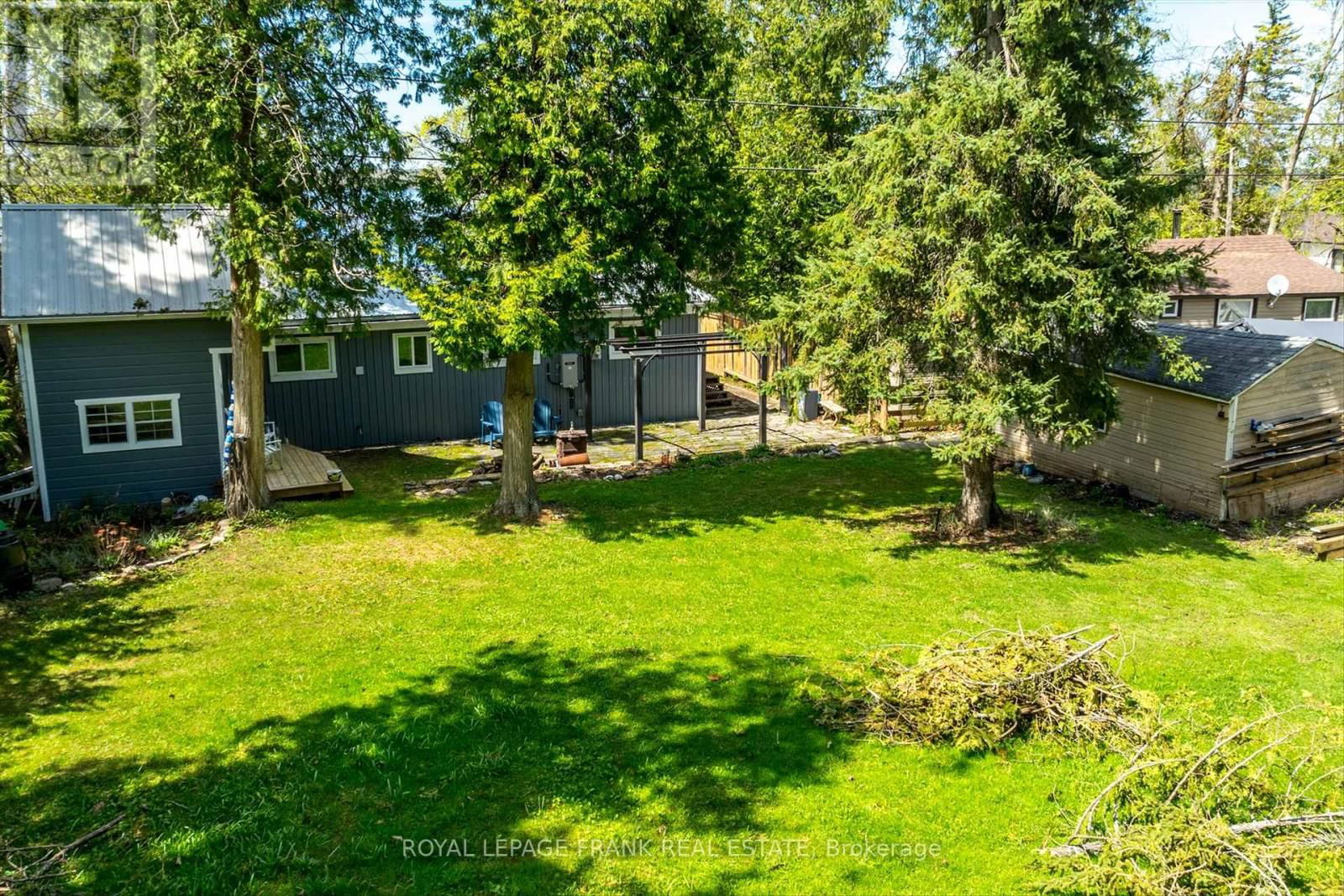 8 DAISY TRAIL Image 34