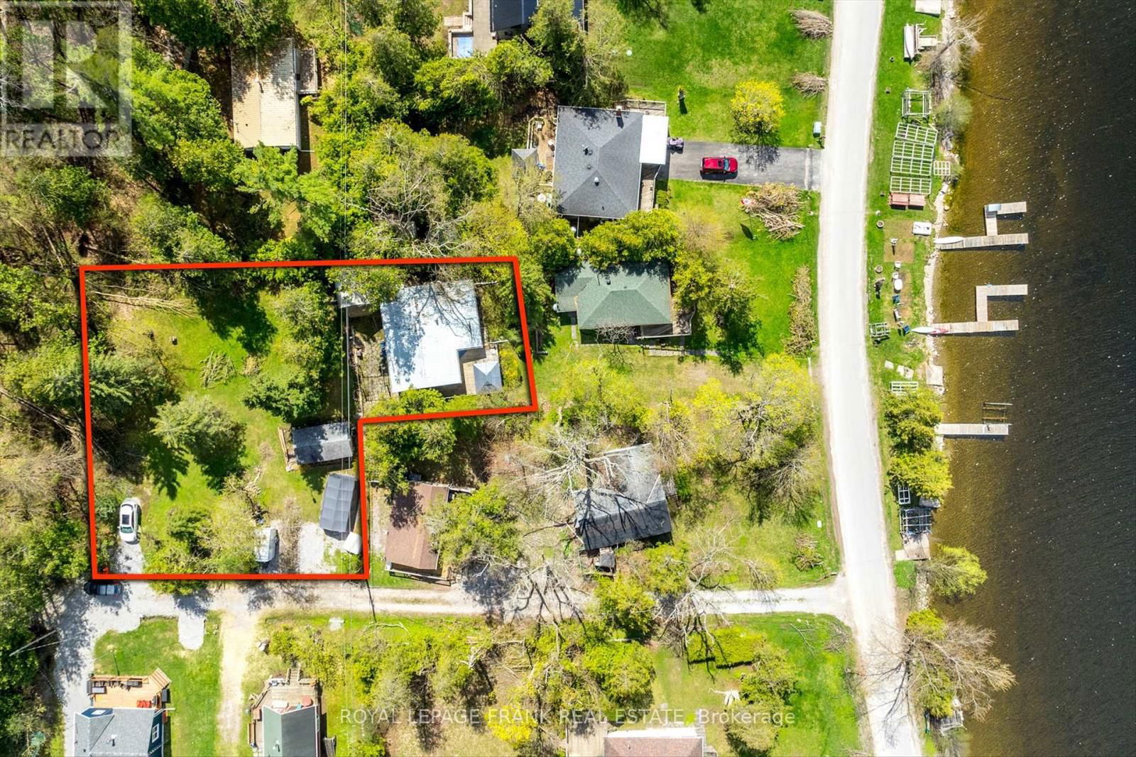 8 DAISY TRAIL Image 41