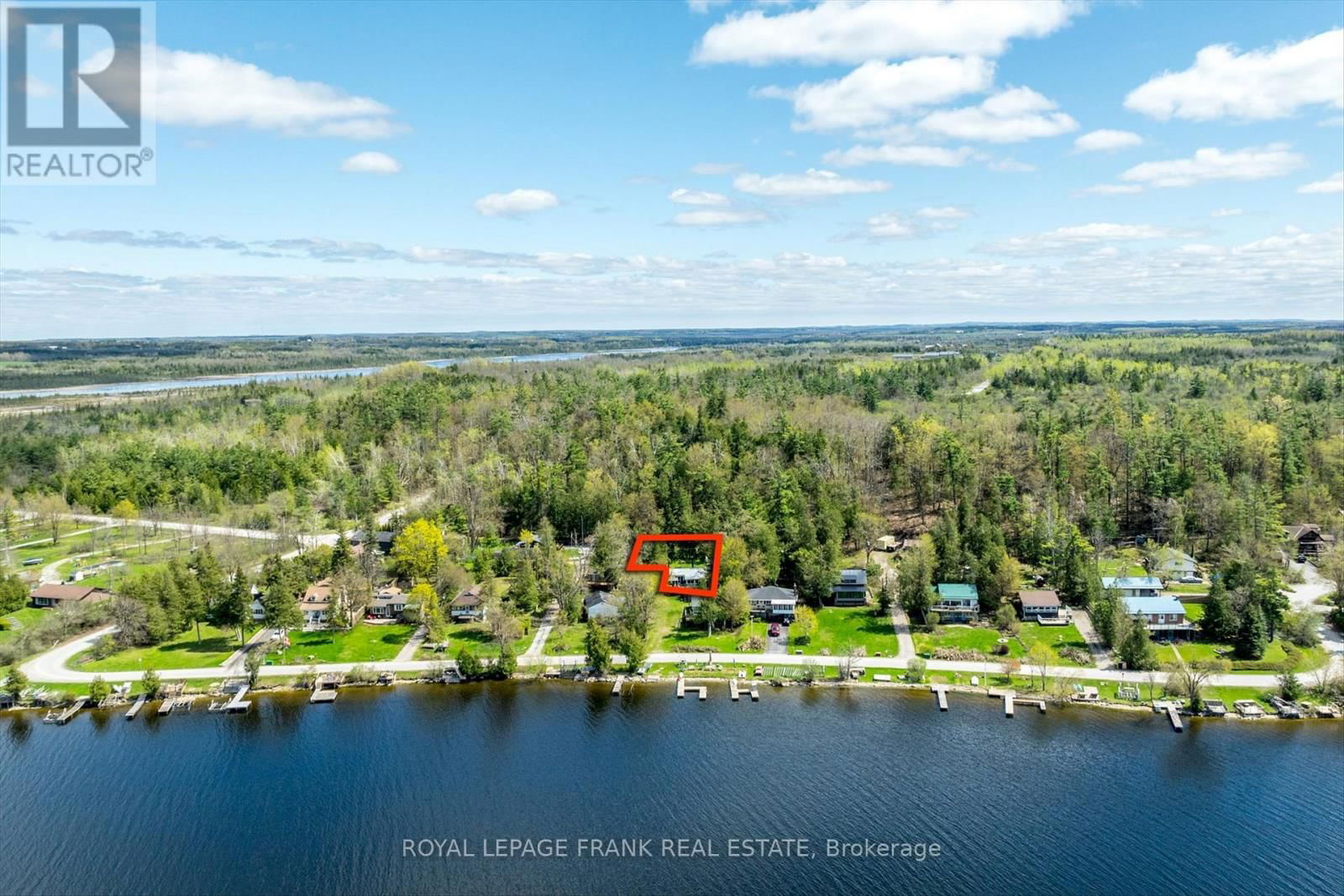 8 DAISY TRAIL Image 44
