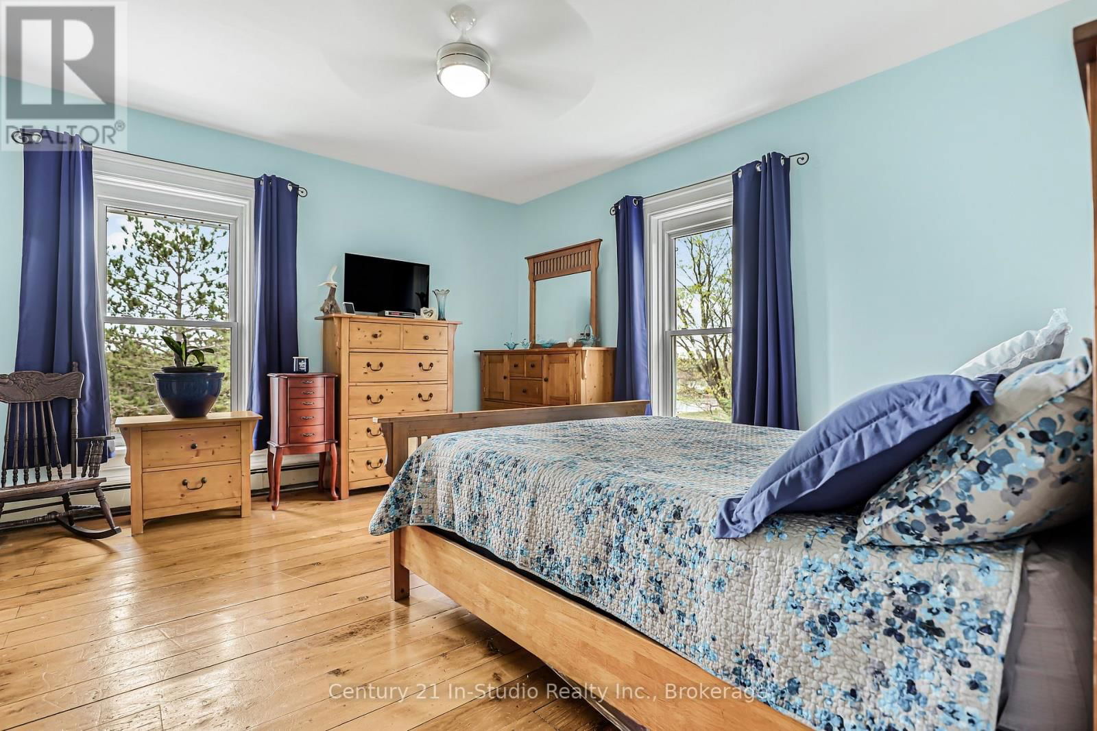 489 LAMBTON STREET WEST Image 19