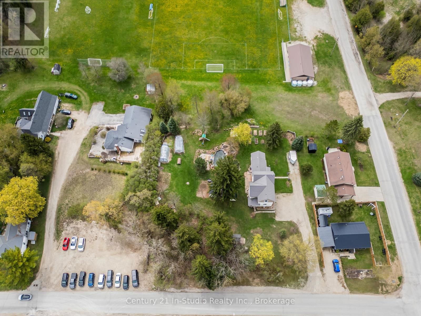 489 LAMBTON STREET WEST Image 27