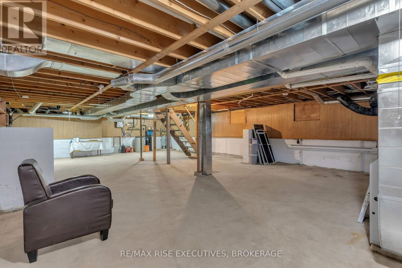 25 ARAGON ROAD Image 33