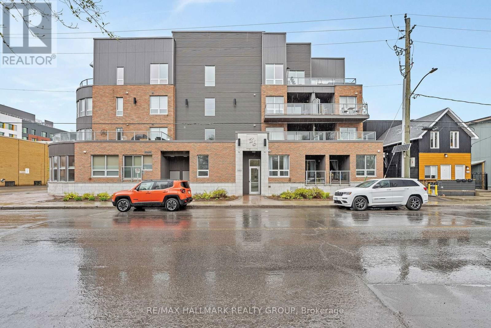 201 - 390 BOOTH STREET Image 32