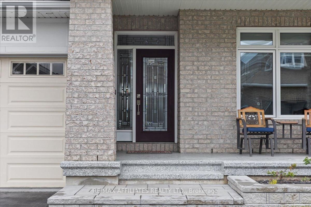583 BAIE DES CASTORS STREET Image 2