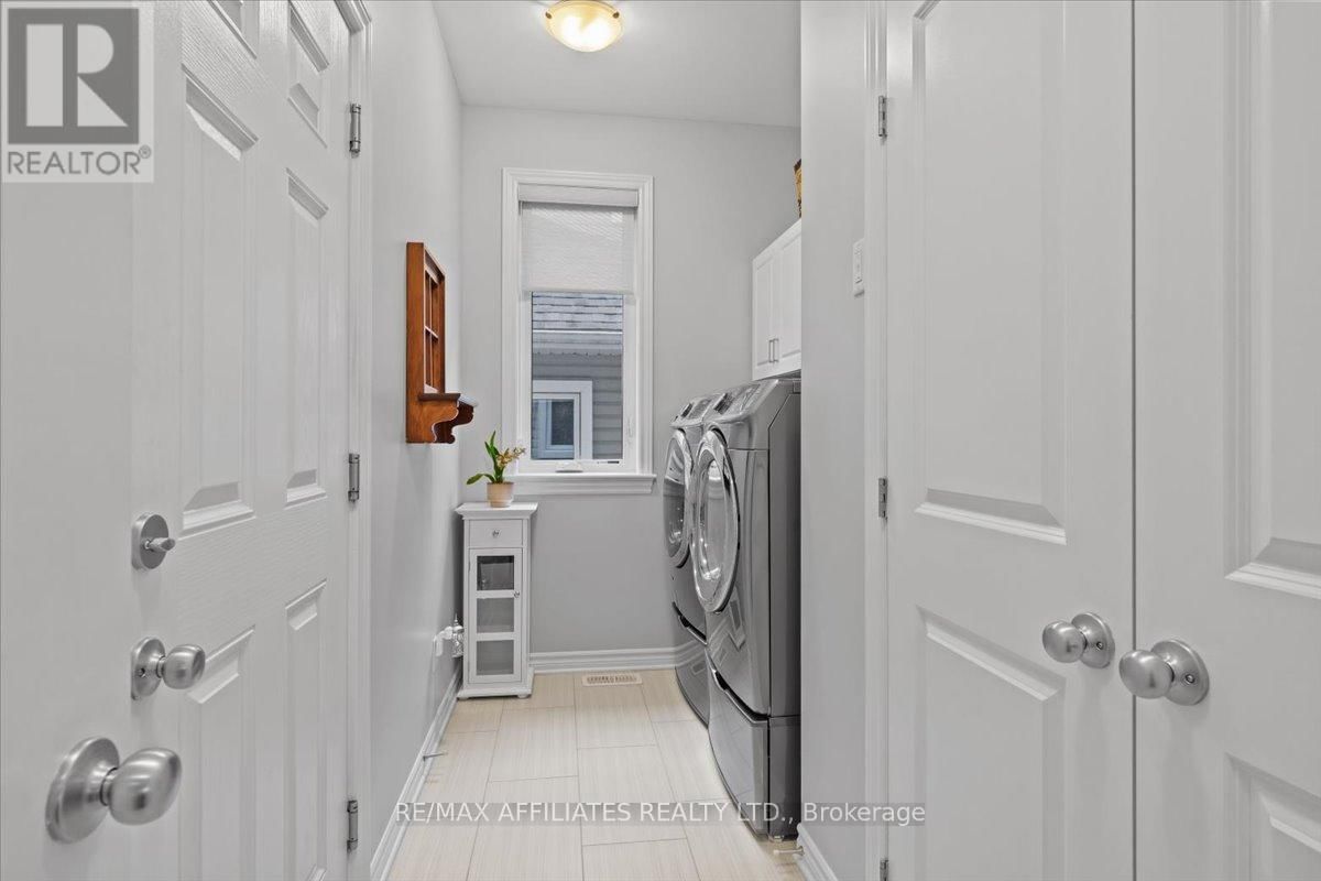 583 BAIE DES CASTORS STREET Image 28