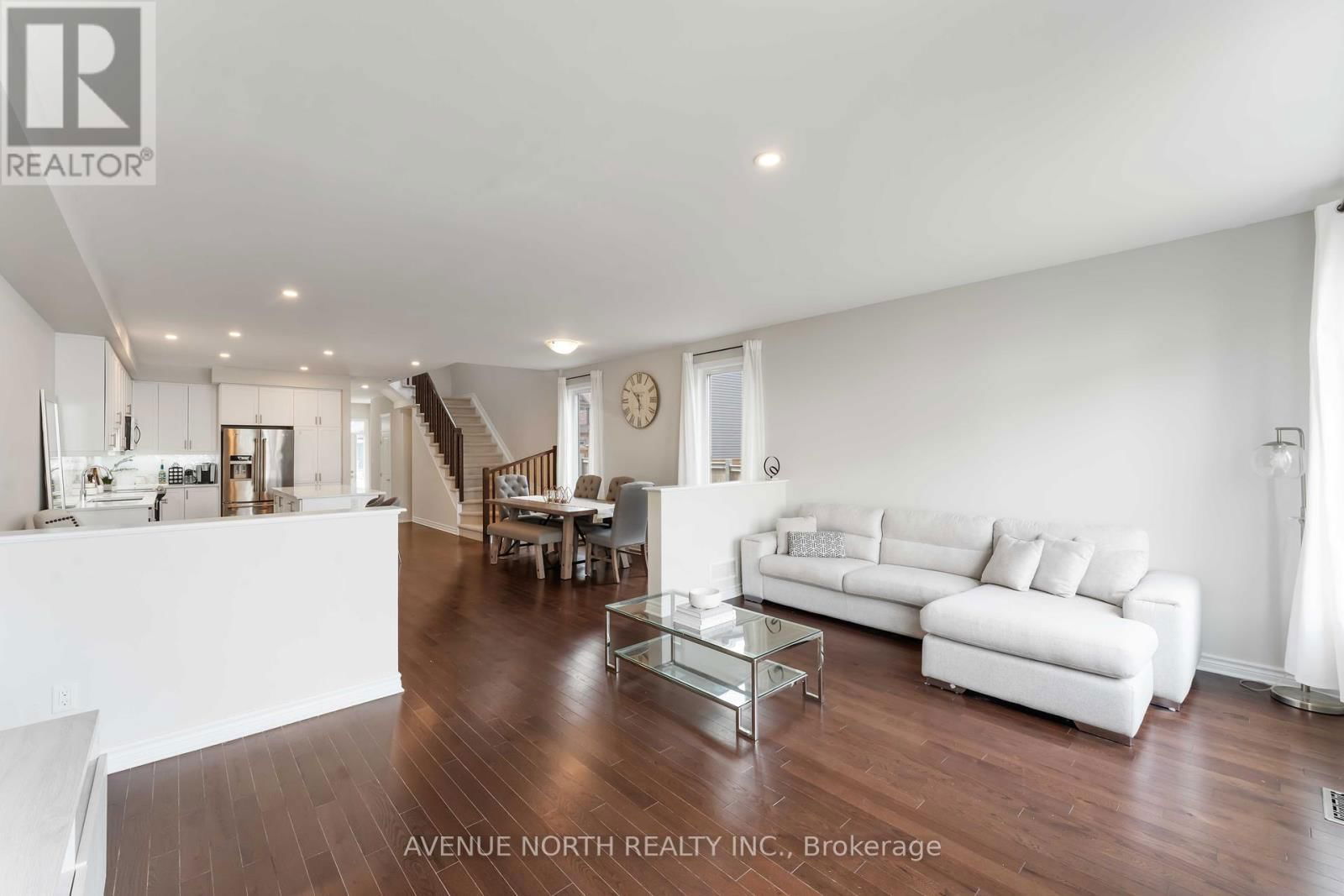 121 NEPETA CRESCENT Image 14