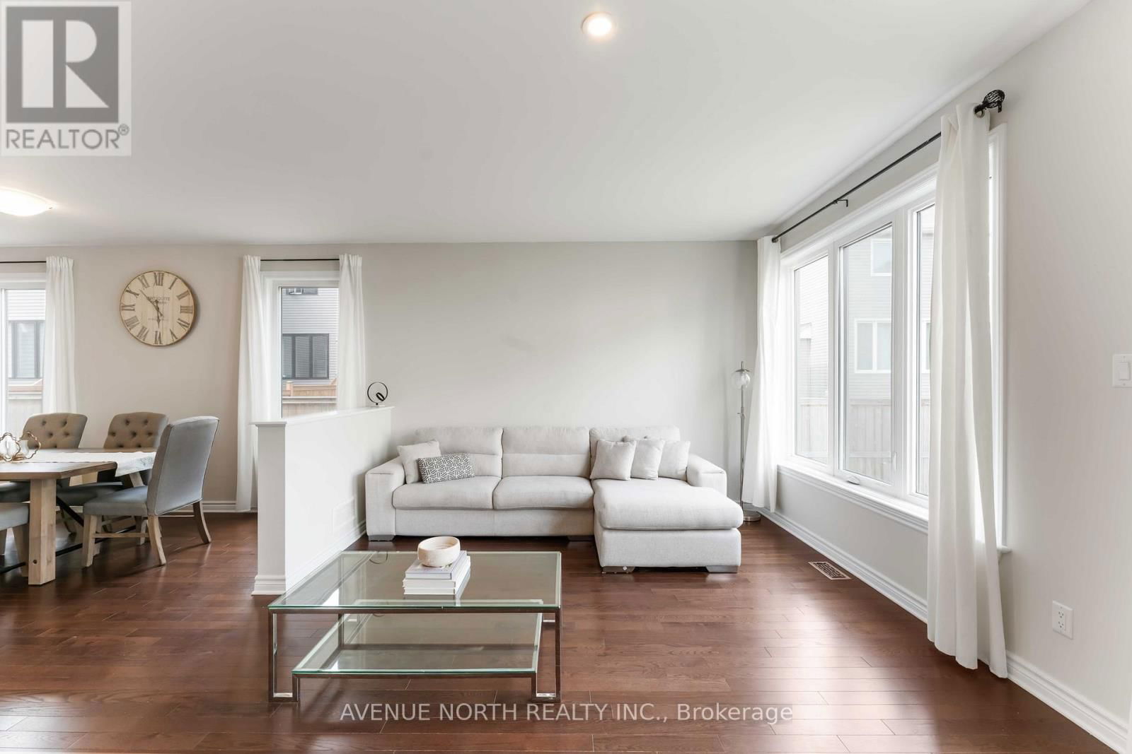 121 NEPETA CRESCENT Image 15