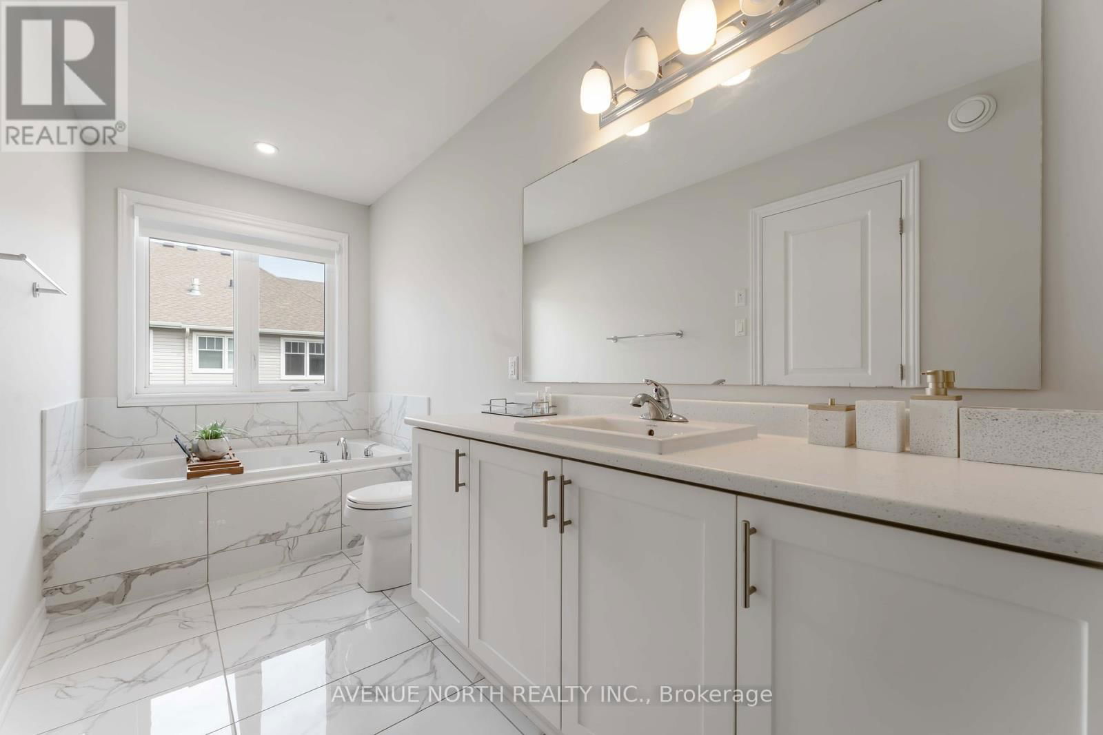 121 NEPETA CRESCENT Image 25