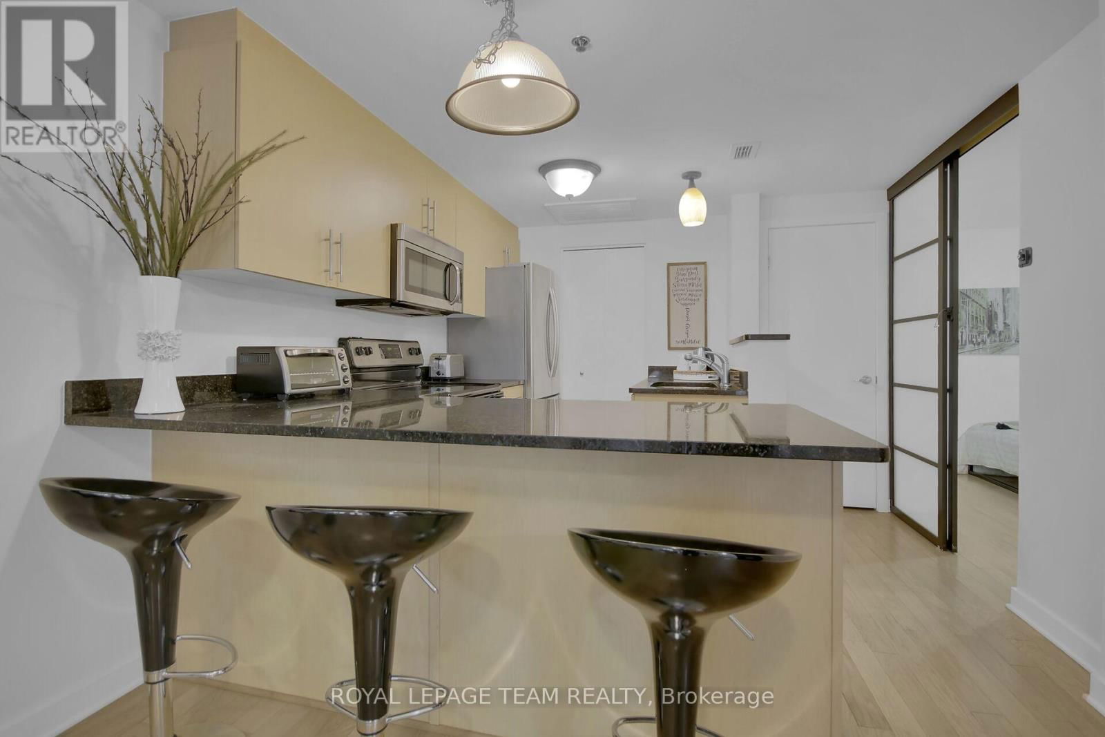 102 - 142 DALY AVENUE Image 10