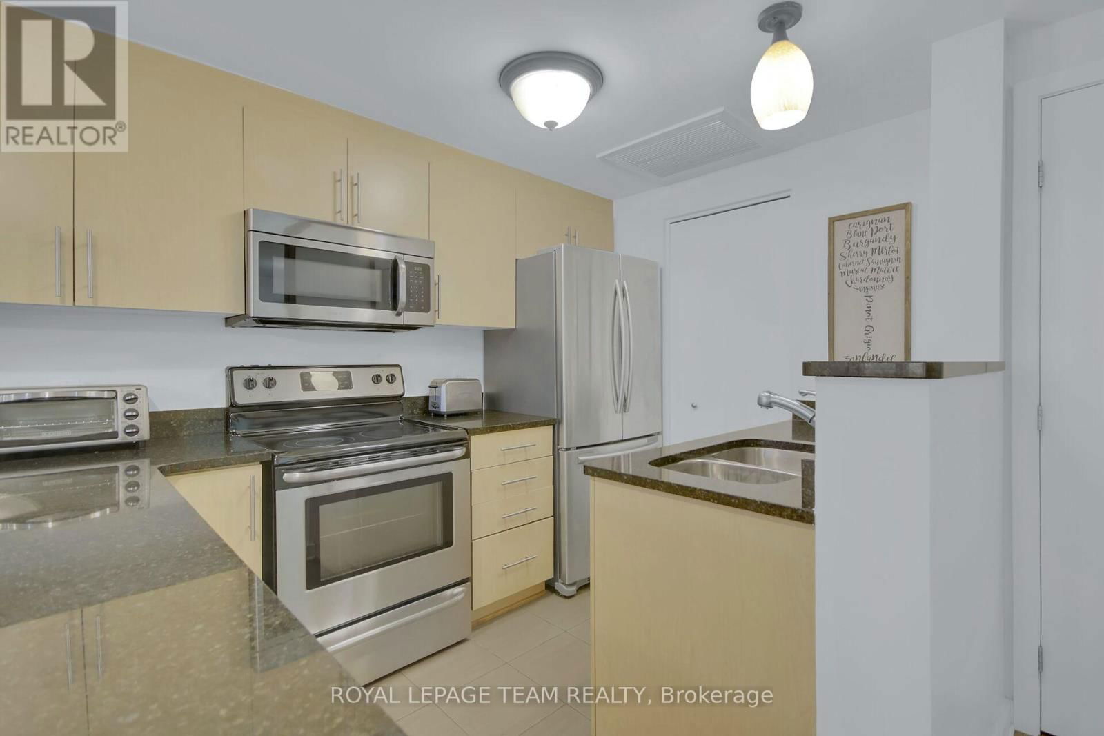 102 - 142 DALY AVENUE Image 12