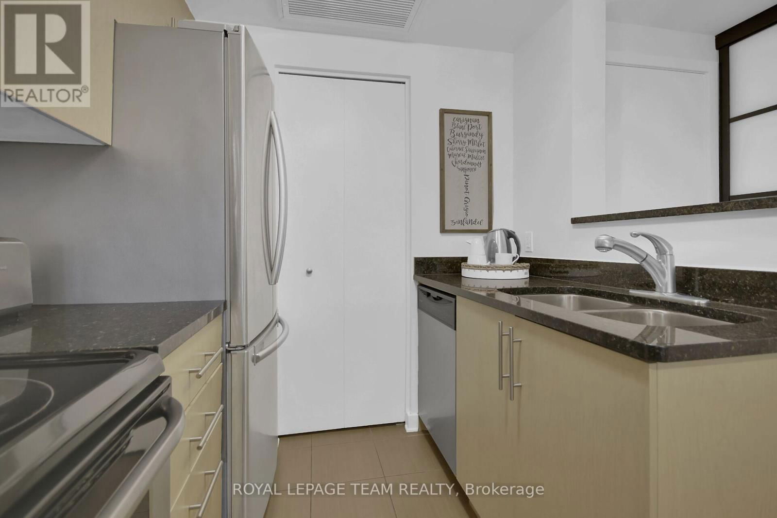 102 - 142 DALY AVENUE Image 16