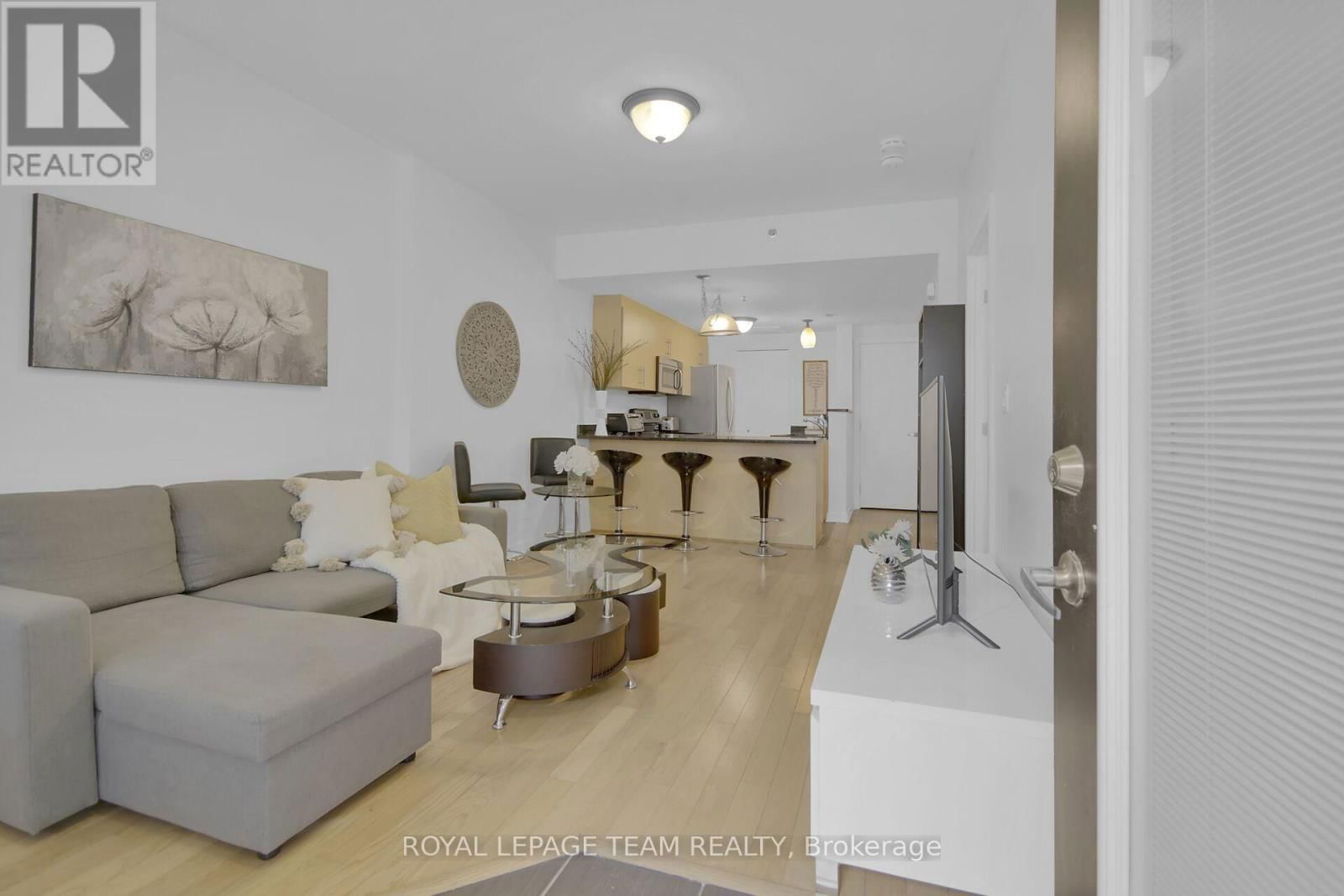 102 - 142 DALY AVENUE Image 23