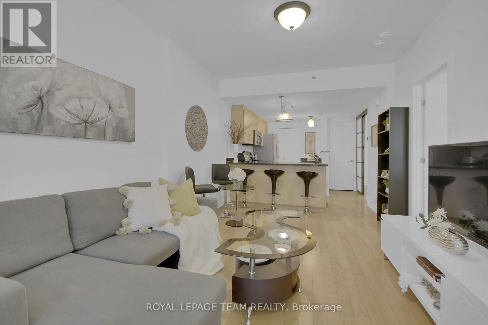 102 - 142 DALY AVENUE Image 24