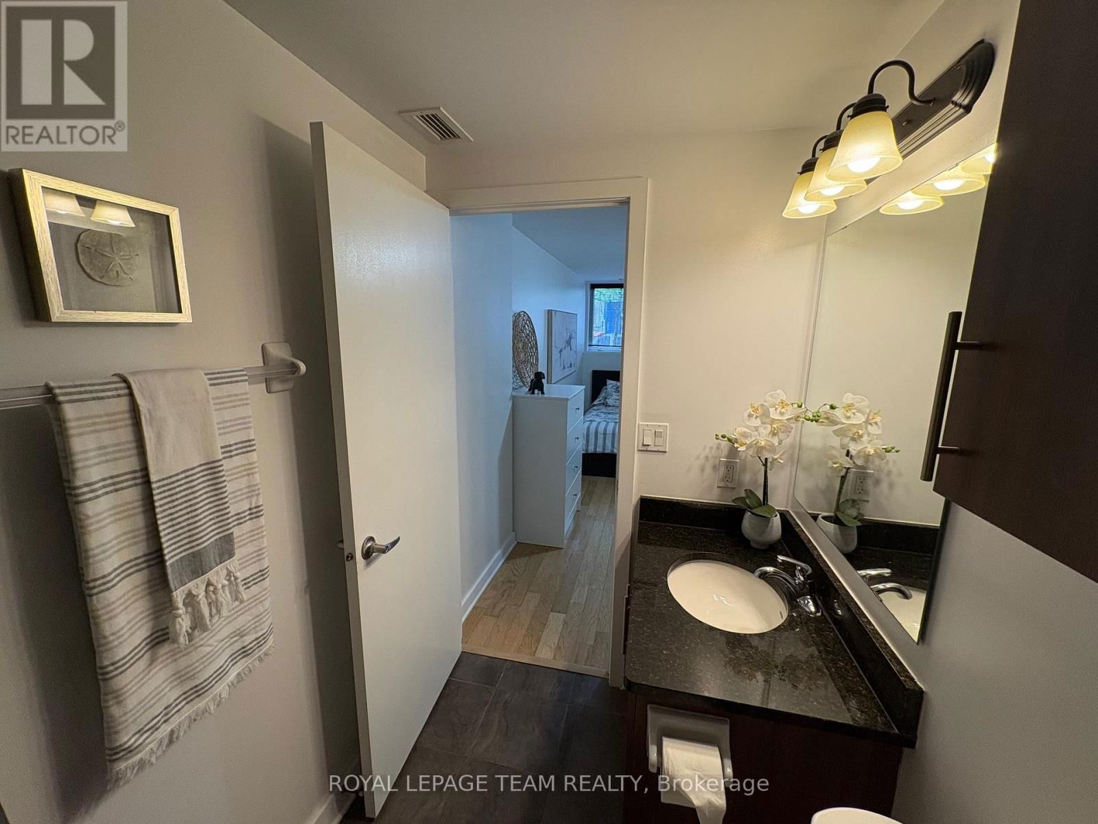102 - 142 DALY AVENUE Image 32