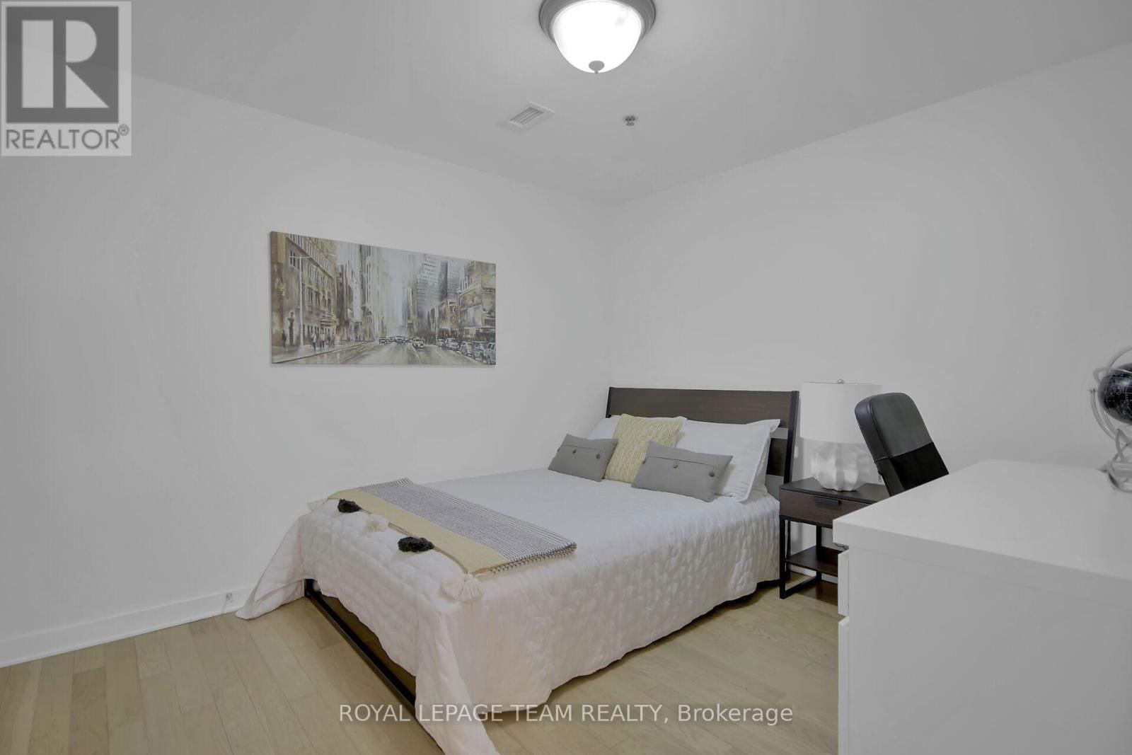 102 - 142 DALY AVENUE Image 36