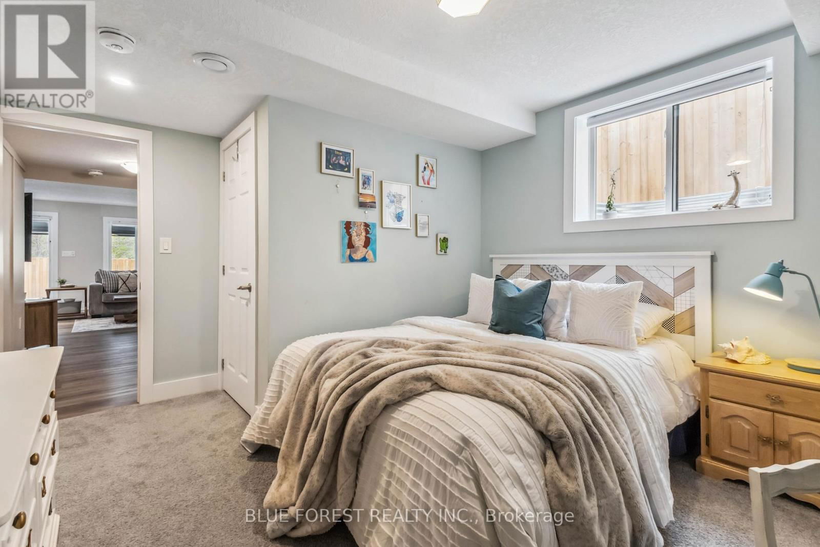 2529 SEVEN OAKS RIDGE Image 32