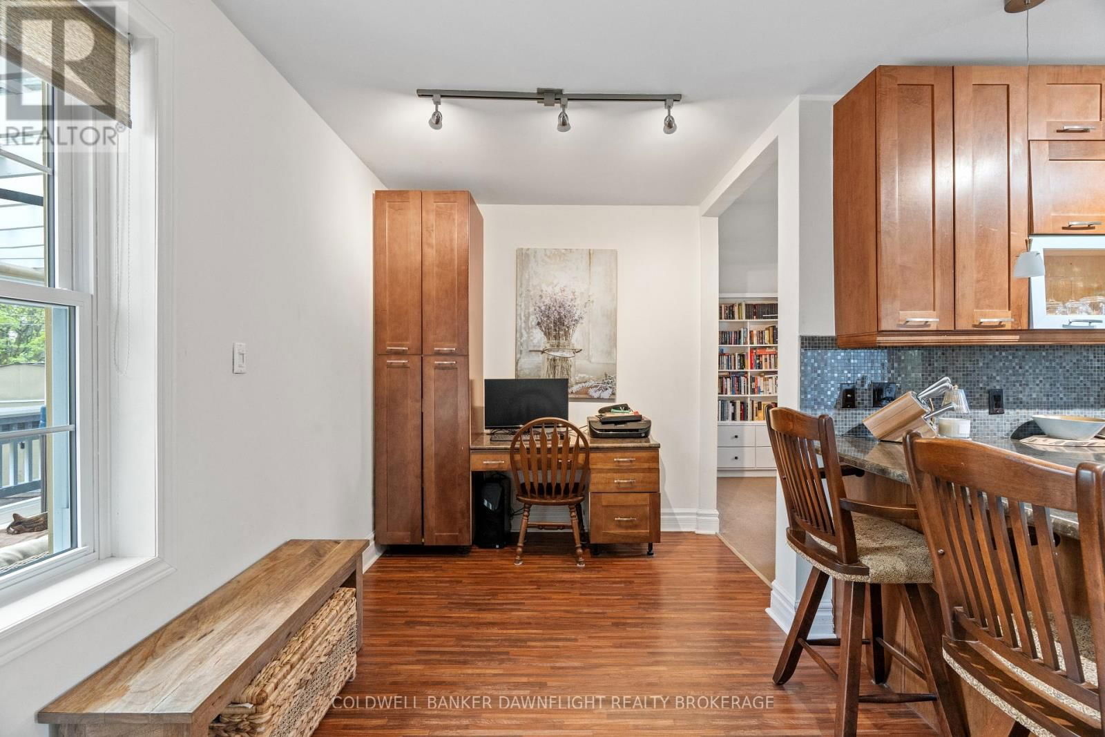 345 WILLIAM STREET Image 16