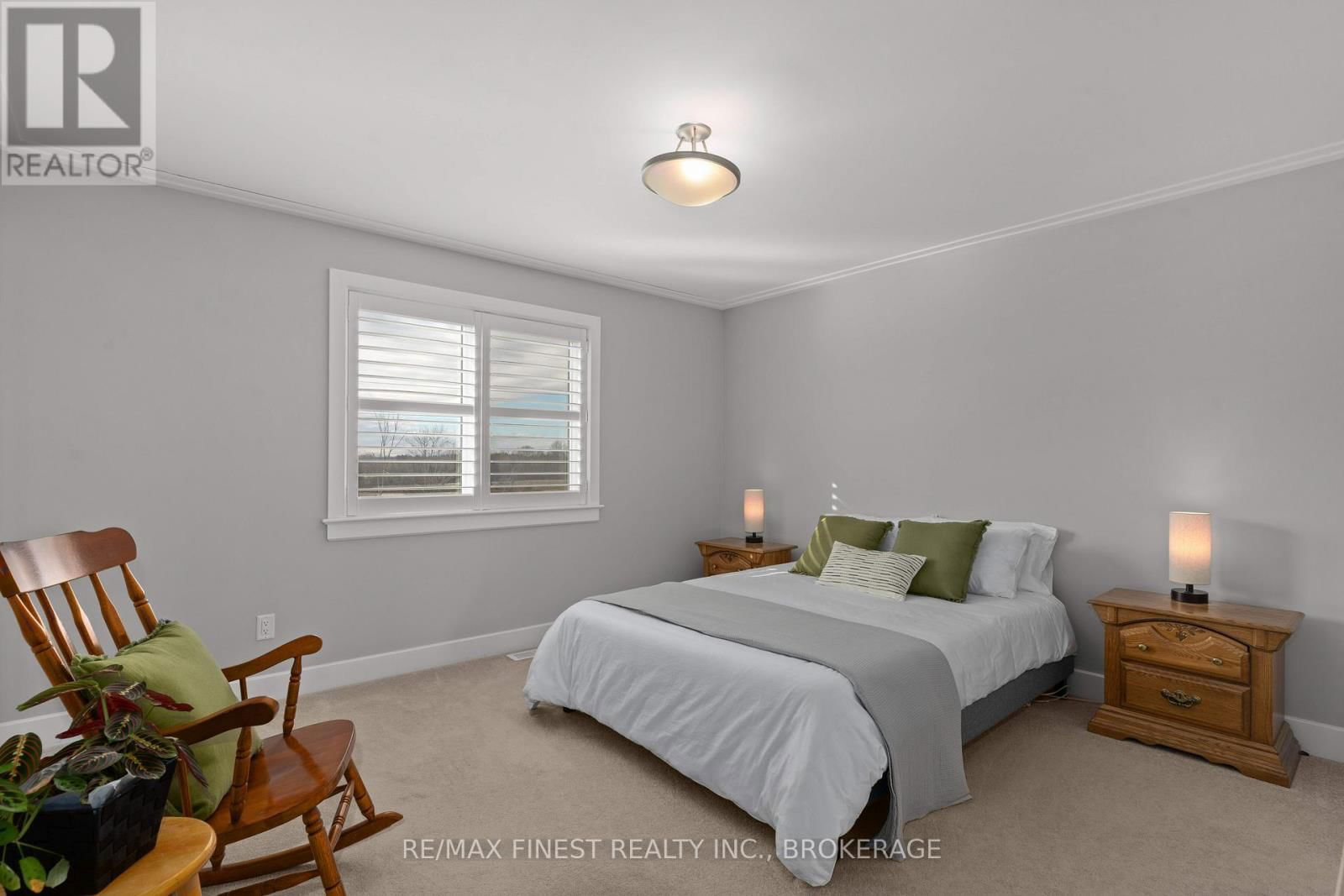 188 DR RICHARD JAMES CRESCENT Image 17