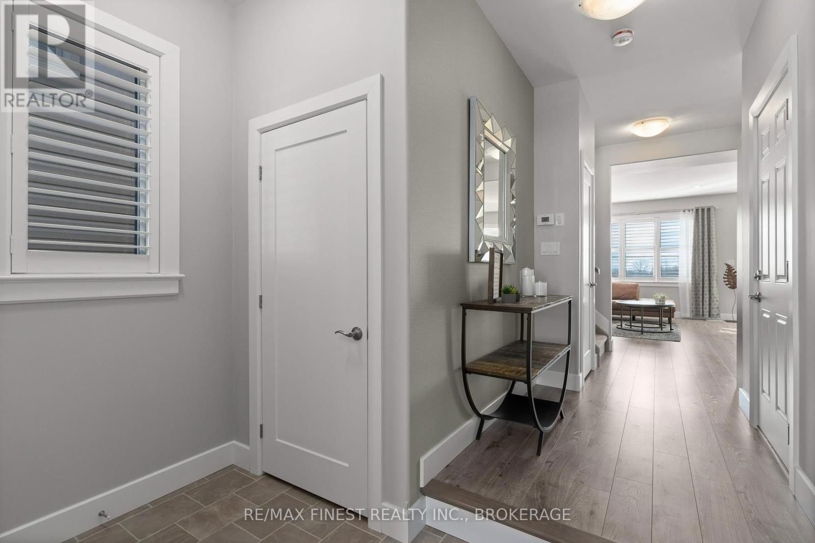 188 DR RICHARD JAMES CRESCENT Image 2