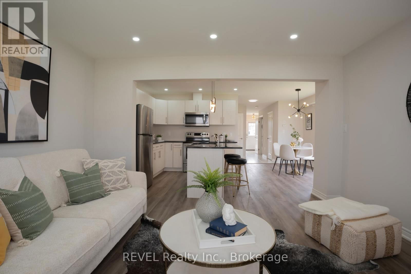 7 HAWTHORN AVENUE Image 13