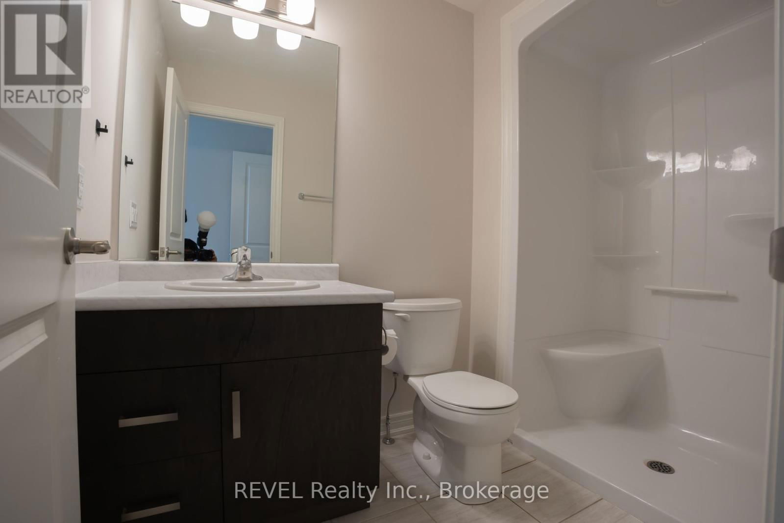 7 HAWTHORN AVENUE Image 21