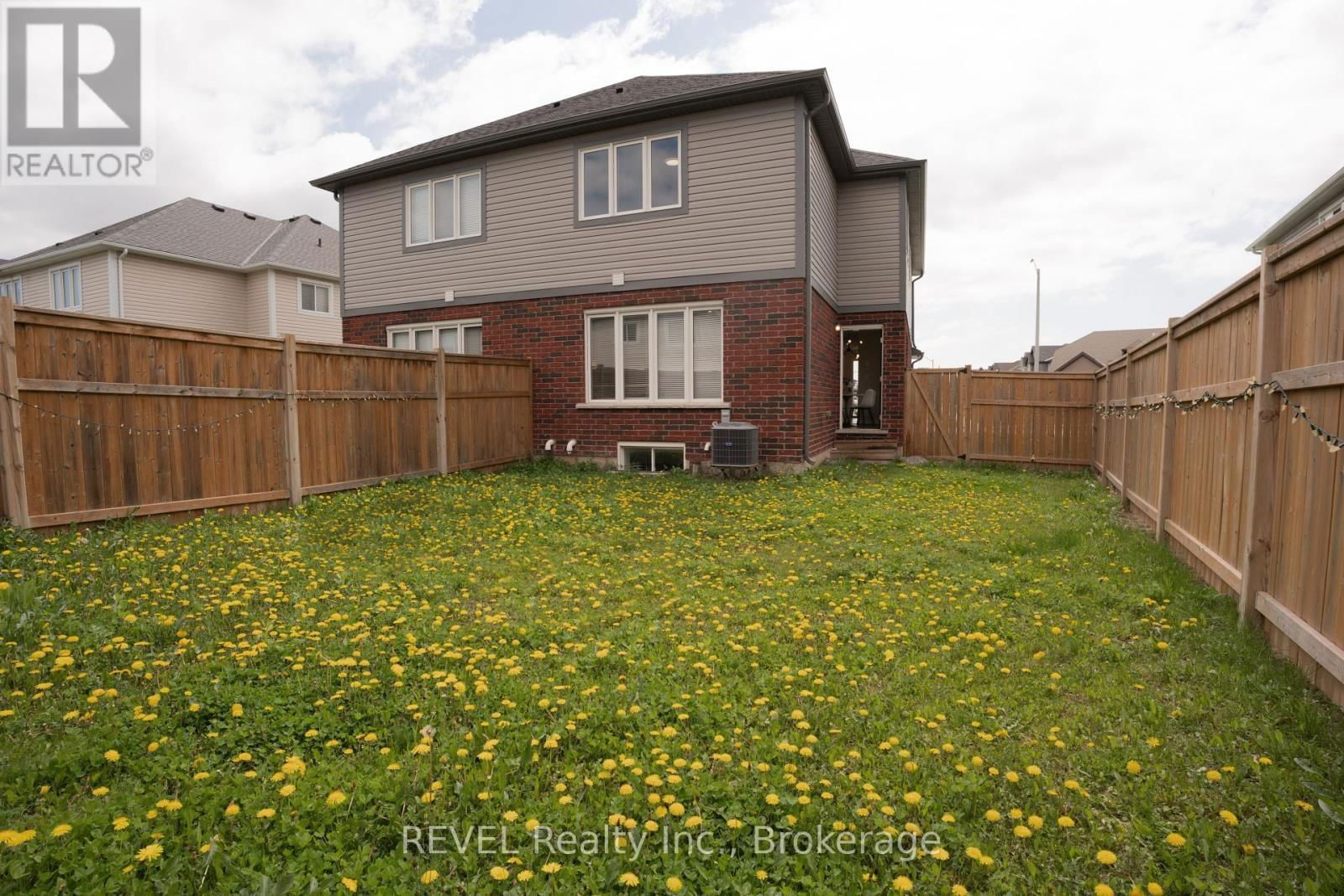 7 HAWTHORN AVENUE Image 30