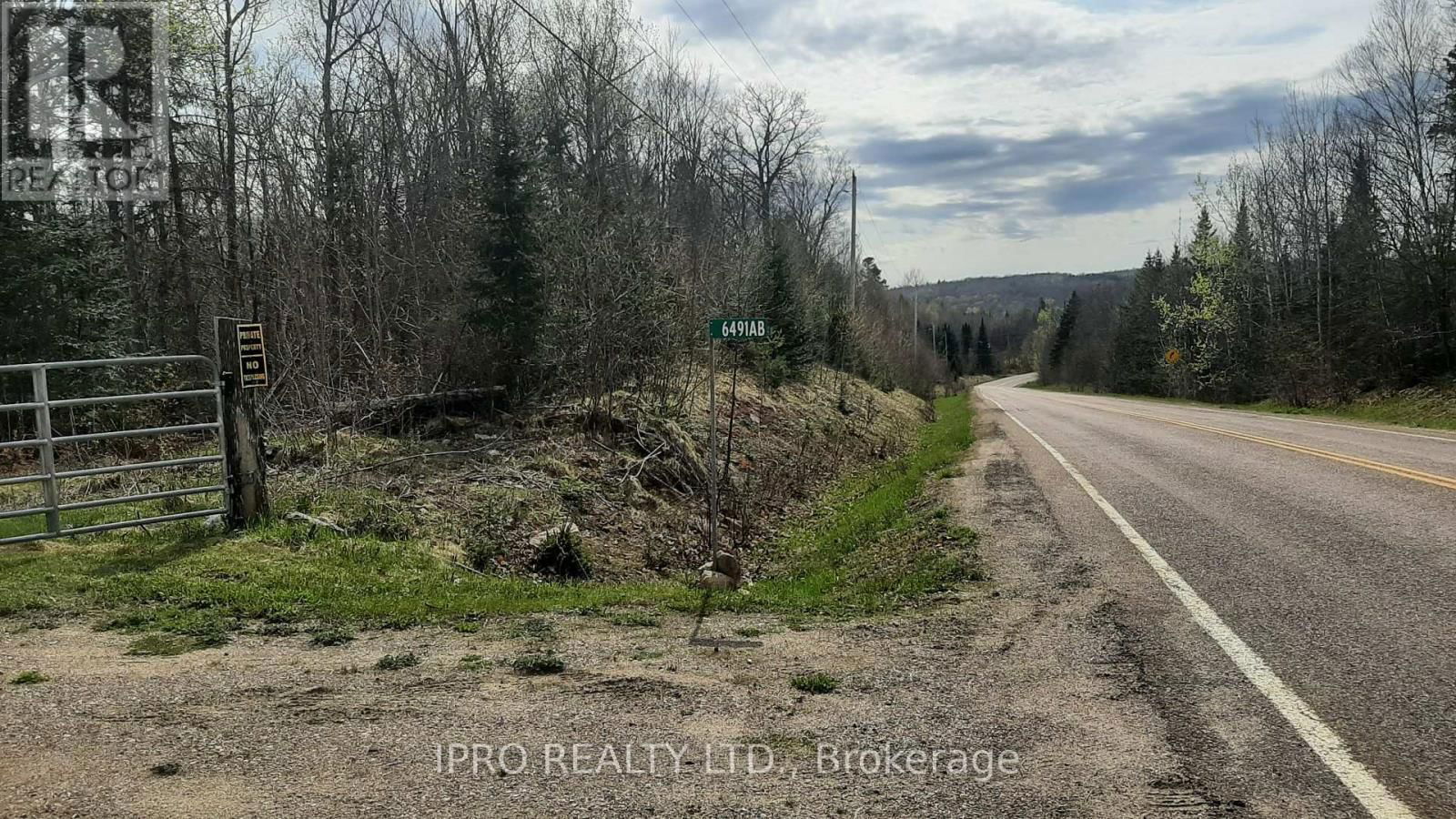 6491-B OPEONGO ROAD Image 9