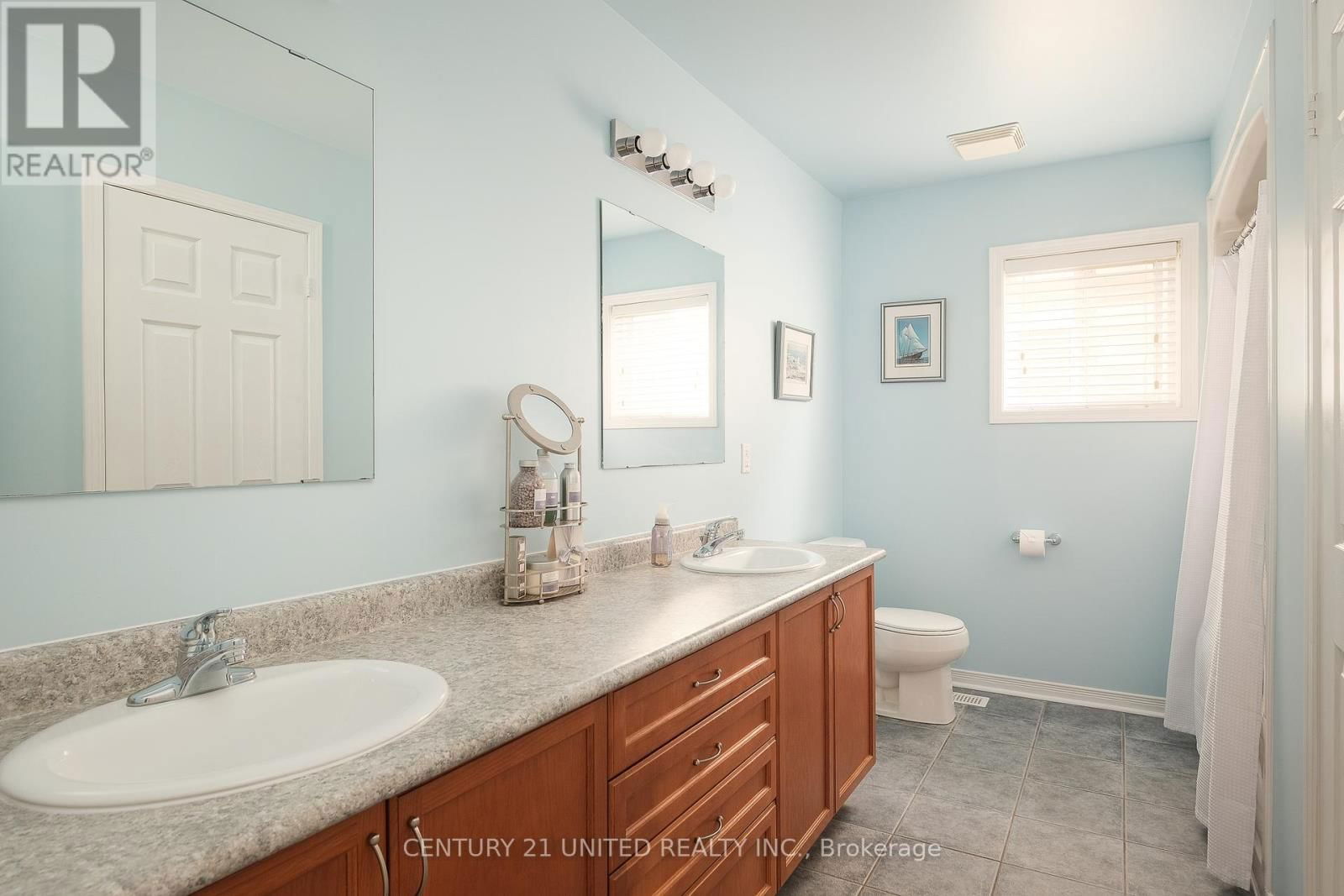 1403 IRELAND DRIVE Image 10