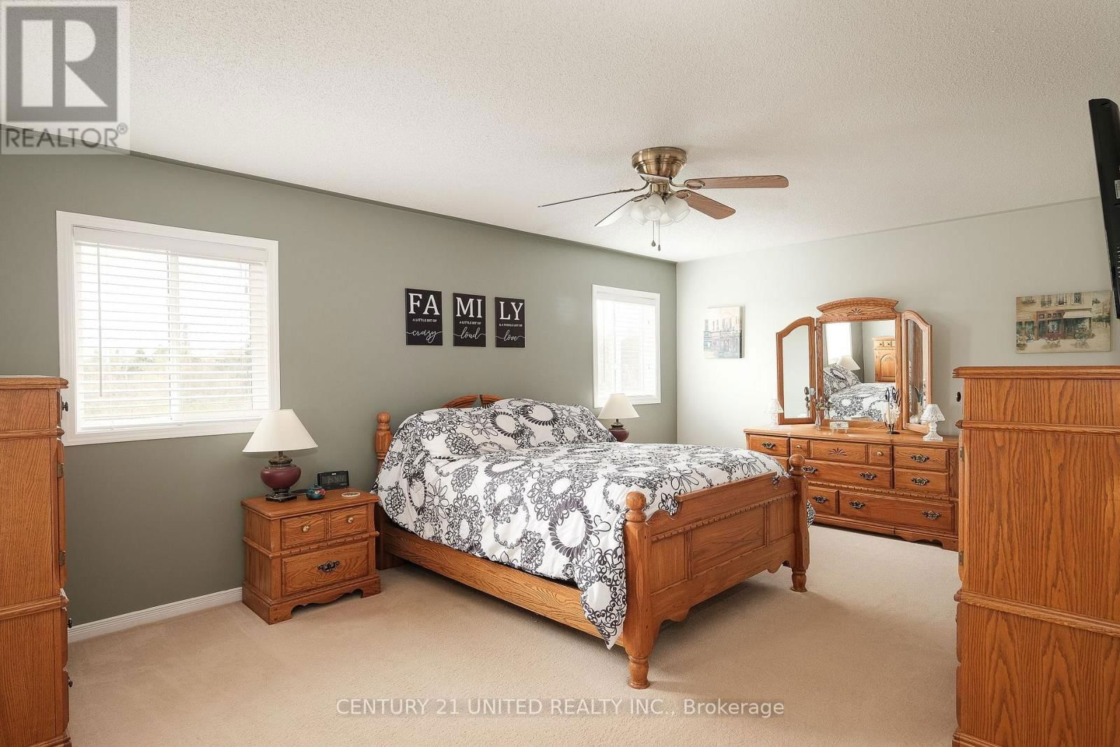 1403 IRELAND DRIVE Image 15