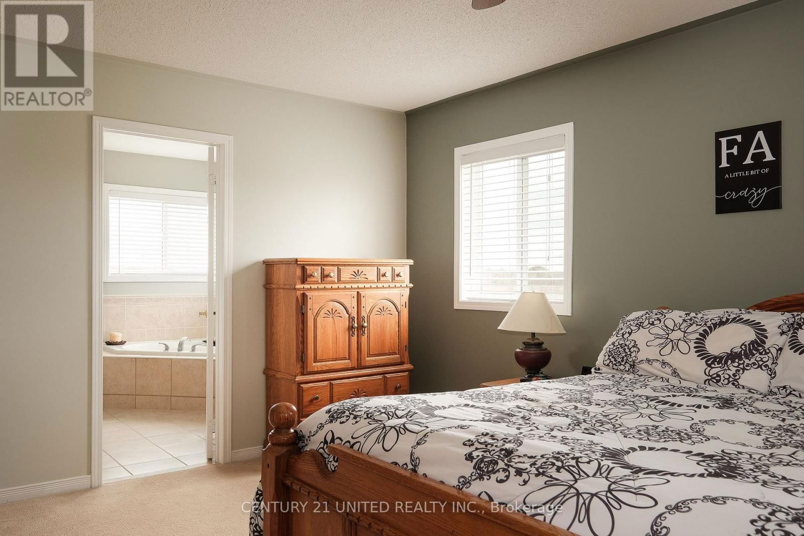 1403 IRELAND DRIVE Image 17