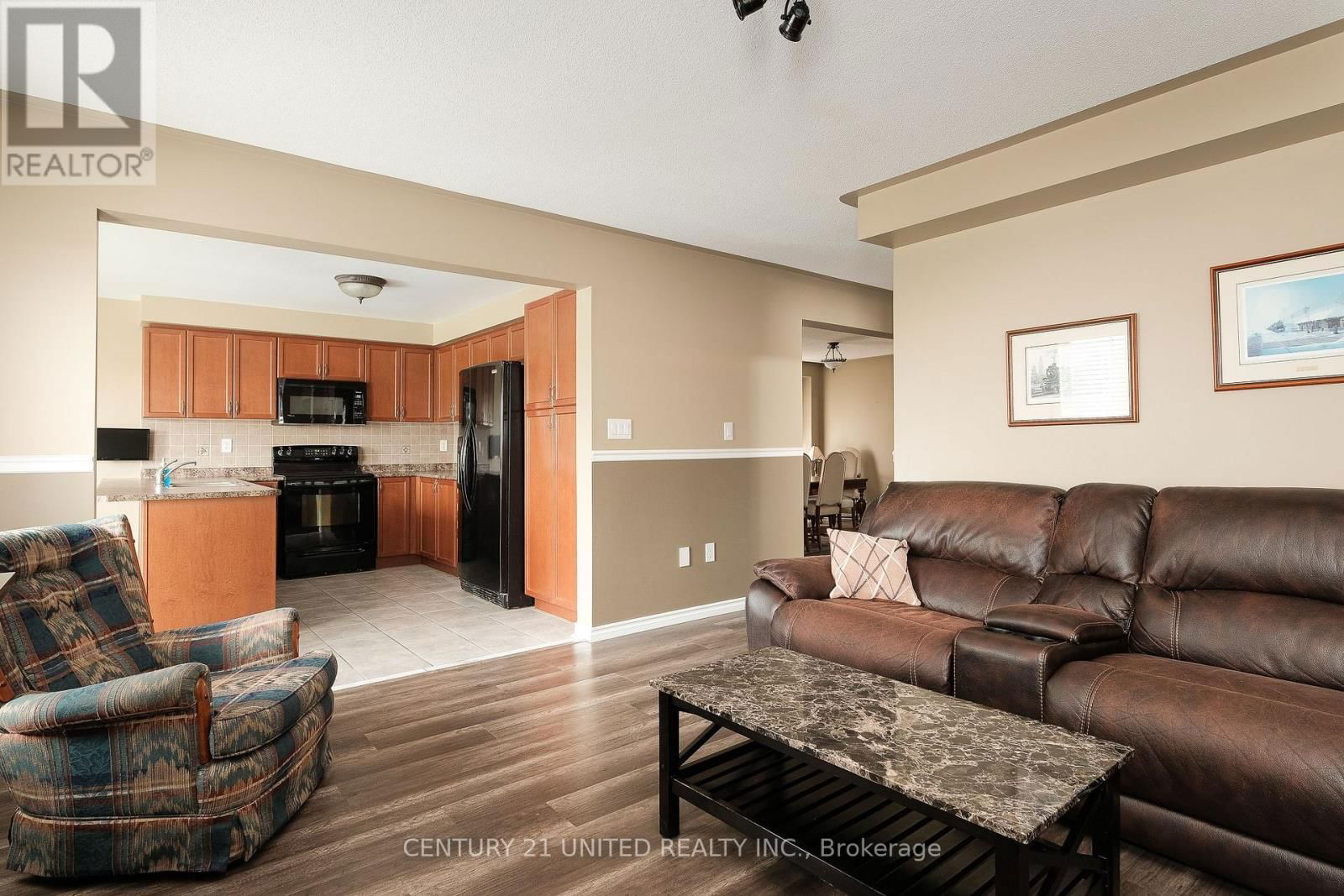 1403 IRELAND DRIVE Image 31