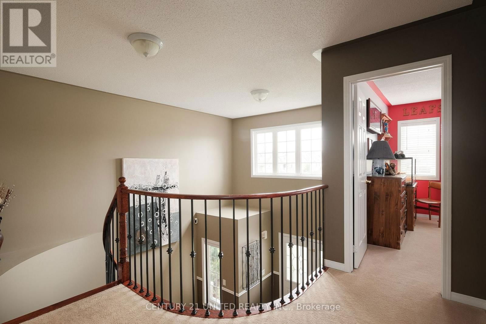 1403 IRELAND DRIVE Image 4