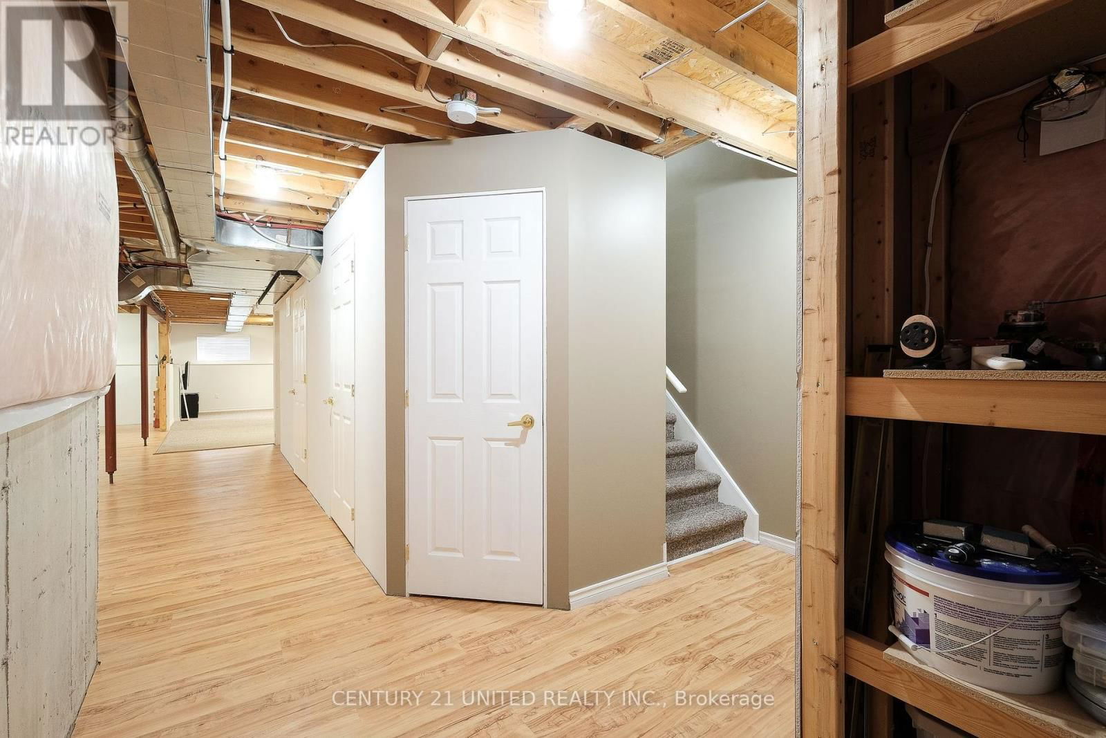 1403 IRELAND DRIVE Image 42